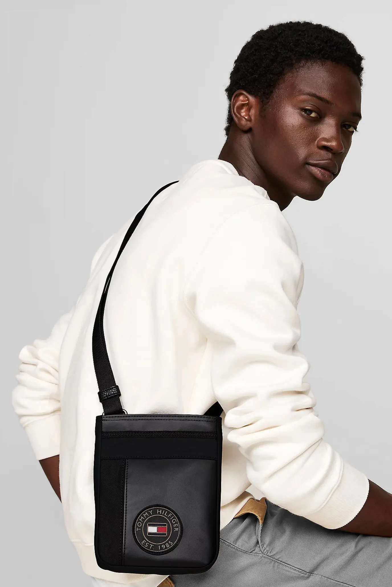 Sumka TH BLOCKED CROSSBODY 2