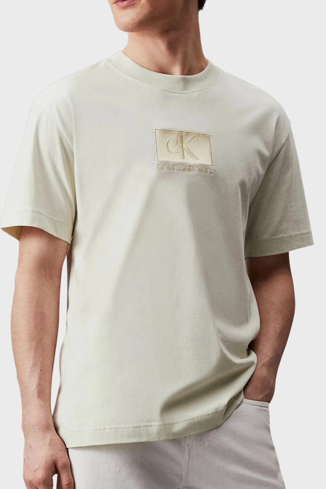 Futbolka EMBROIDERY PATCH TEE 2