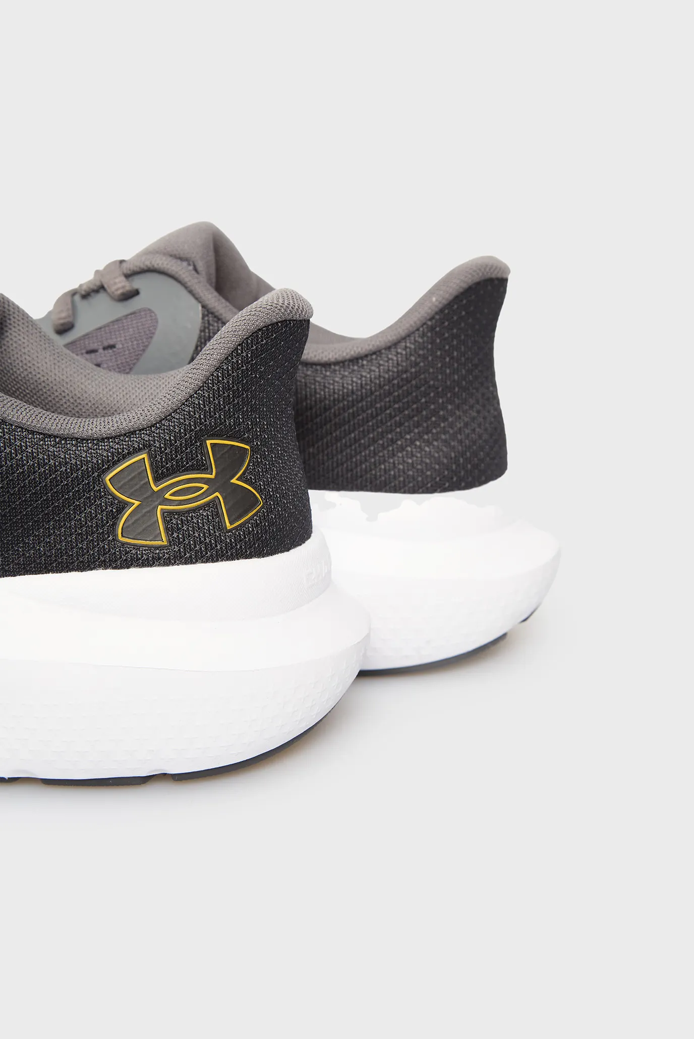 Кроссовки UA Charged Rogue 5 2