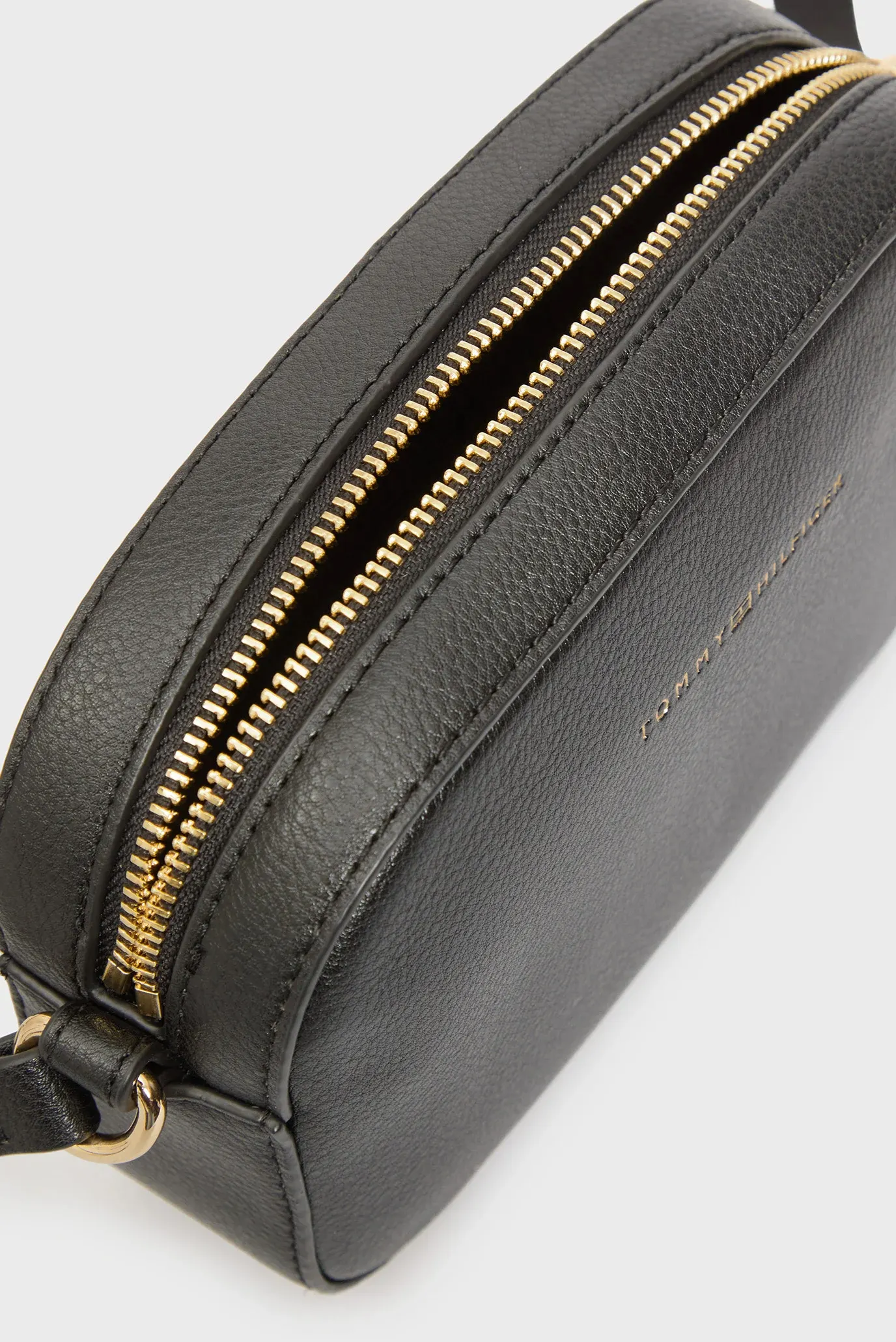 Сумка TH LOGOTAPE CAMERA BAG 5