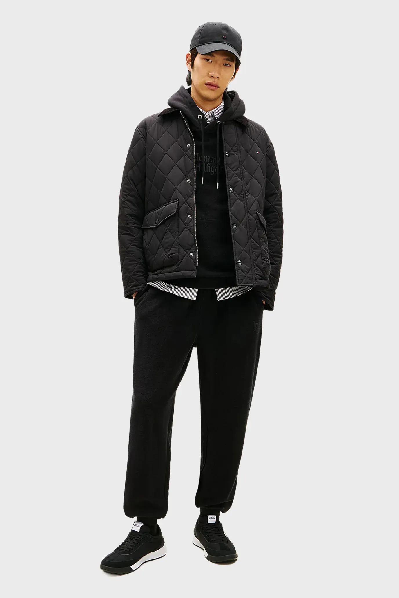 Krossovka NU RETRO RUNNER SEASONAL 2