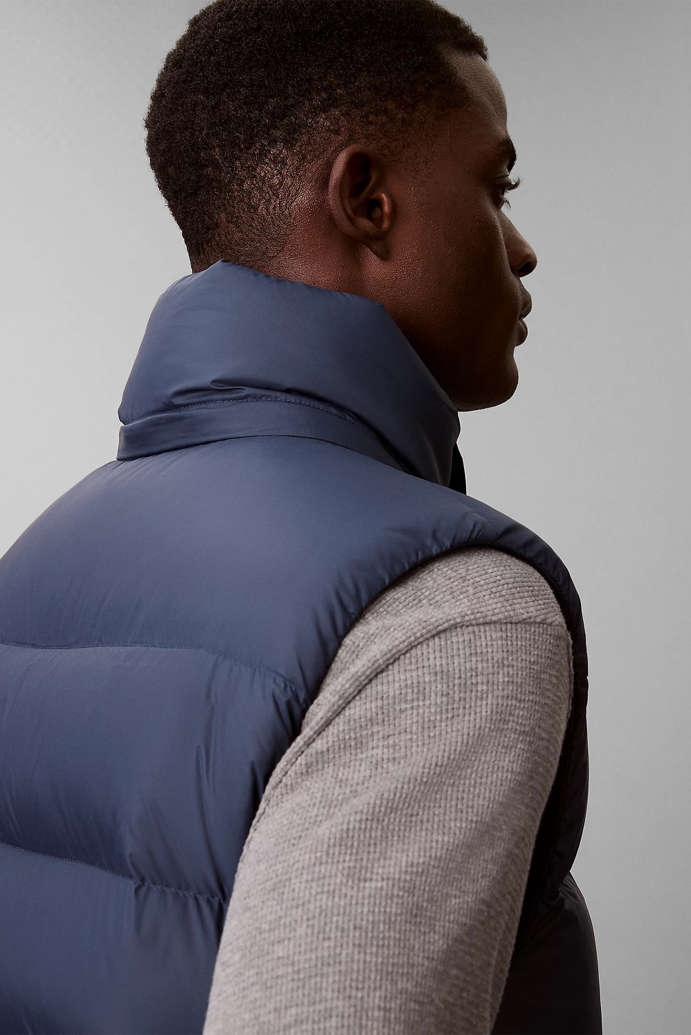 Jilet SVLS NYLON ZIP OFF HOOD DOWN PUFCalvin Klein Jeans Jilet SVLS NYLON ZIP OFF HOOD DOWN PUF 5