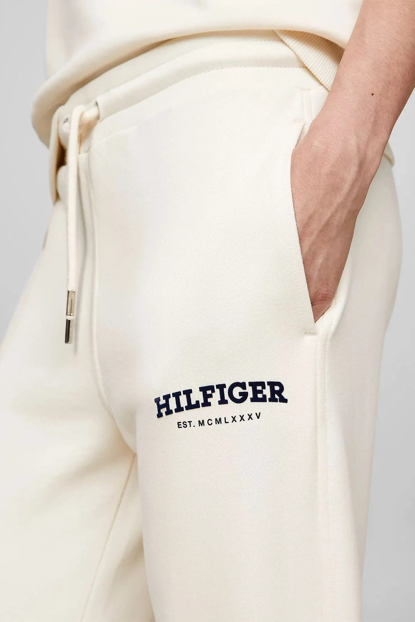 Sport shimlari REG MONOTYPE FLOCK SWEATPANTS 4