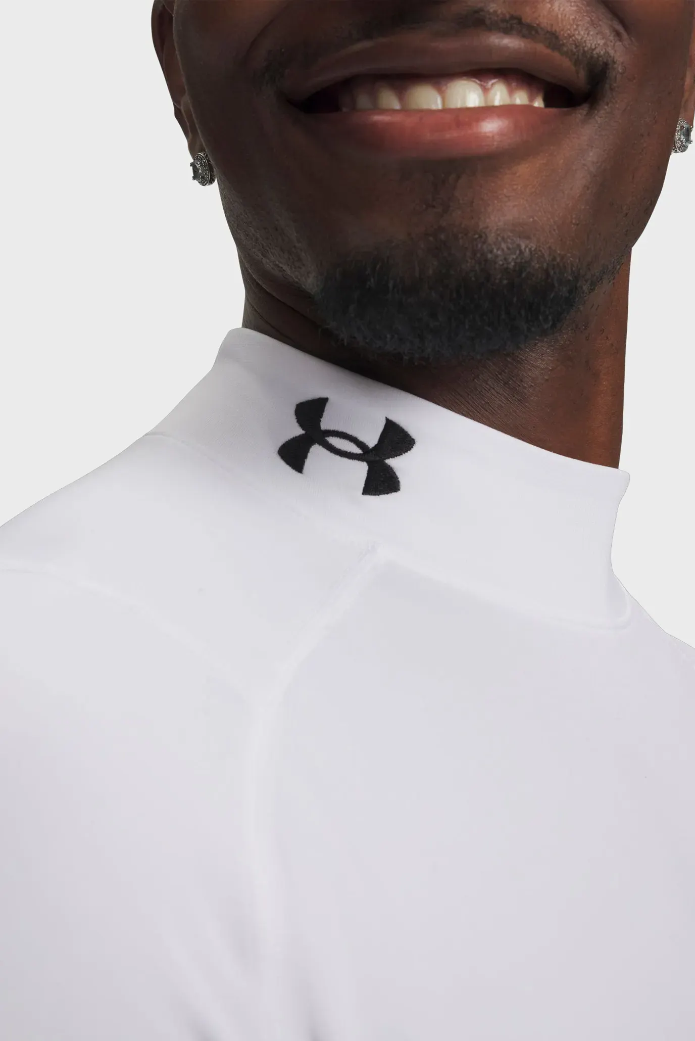 Uzun yengli futbolka UA CG Armour Fitted Mock 3