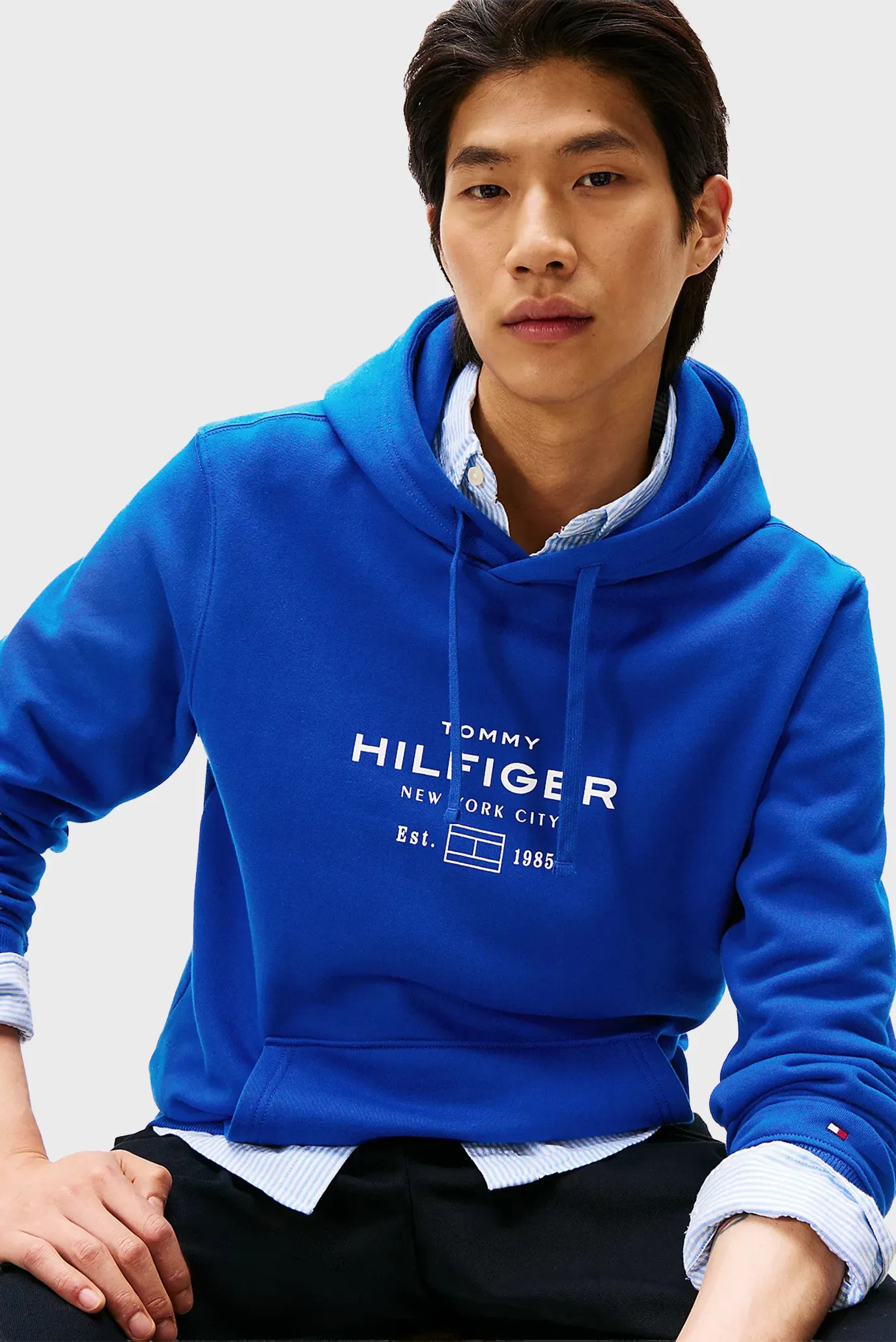 Hudi OVAL GRAPHIC HOODIE 2