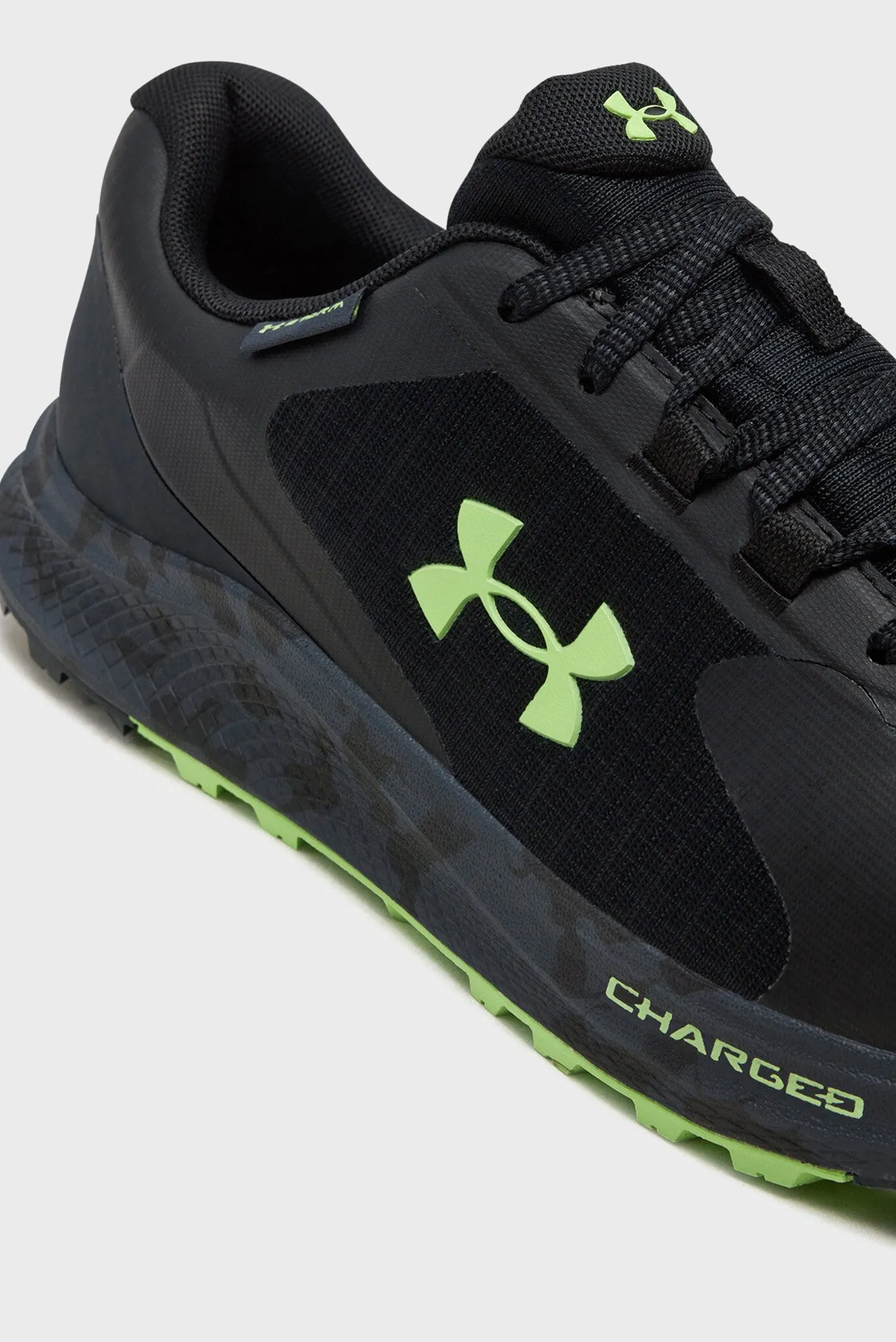 Krossovka UA Charged Bandit TR 3 SP 2