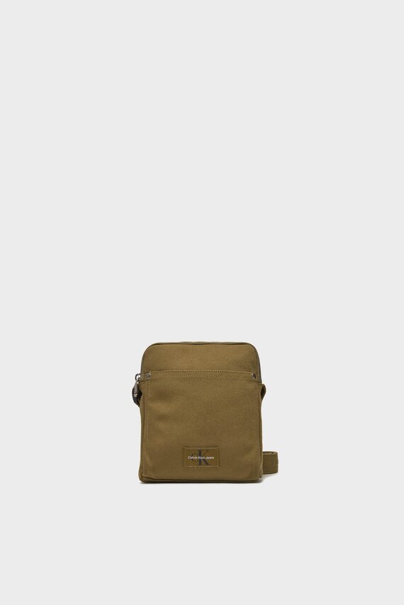 Sumka SPORT ESSENTIALS REPORTER18 W Calvin Klein Jeans