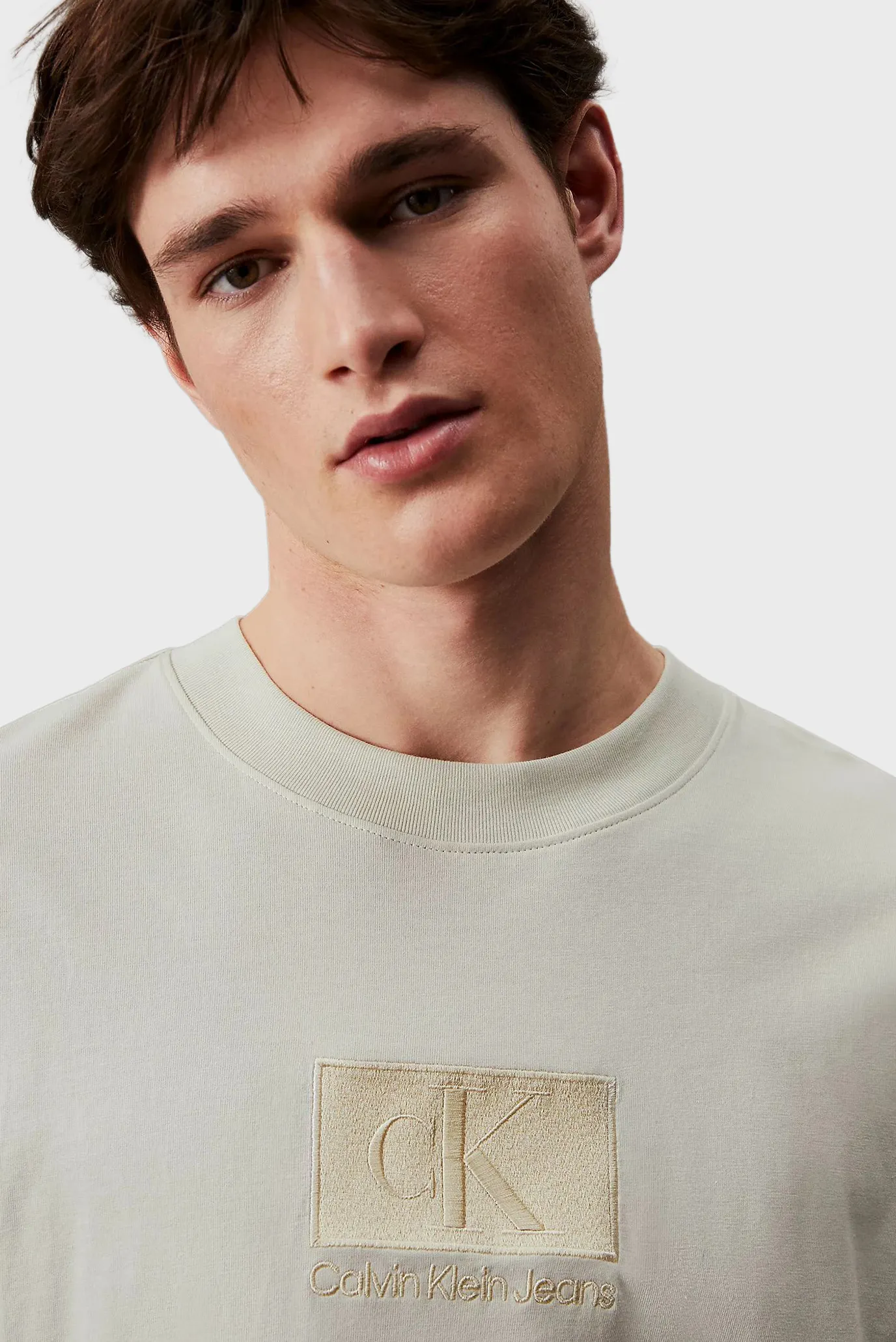 Futbolka EMBROIDERY PATCH TEE 4