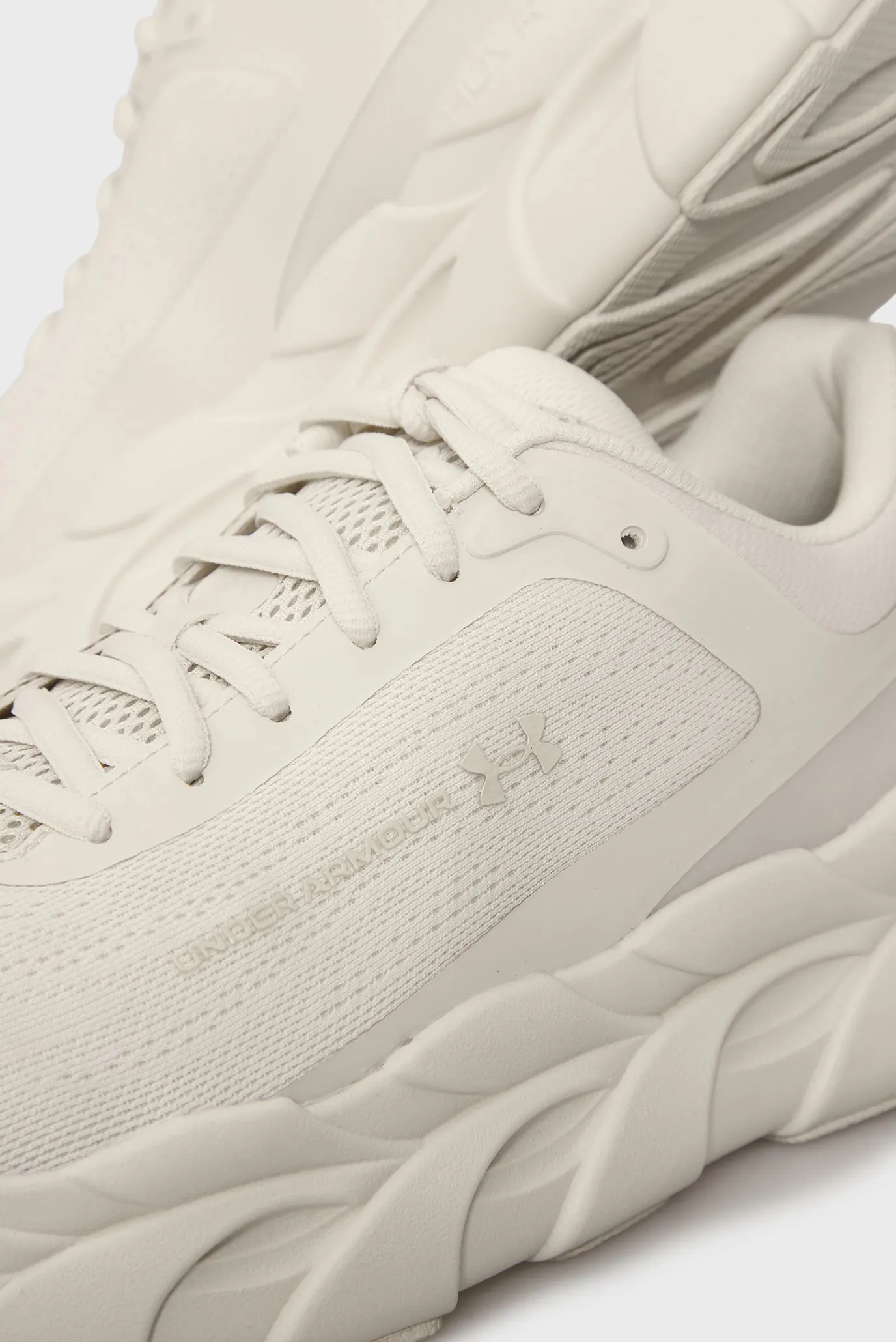 Krossovka UA Halo Runner 2