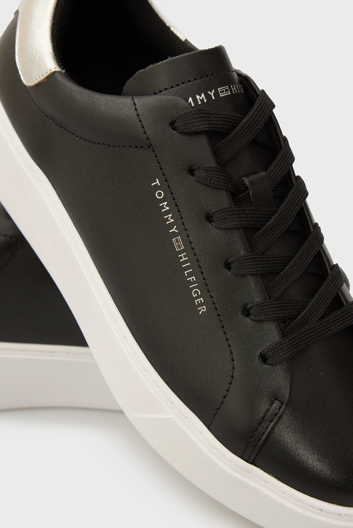 Кроссовки ESSENTIAL PLATFORM COURT SNEAKER 2