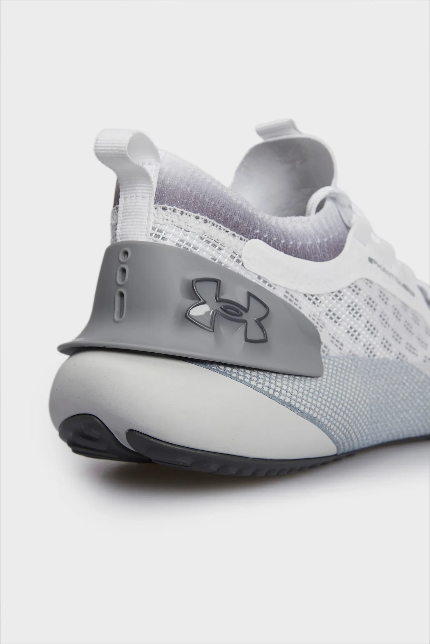 Krossovka UA HOVR Phantom 3 SE FD 2