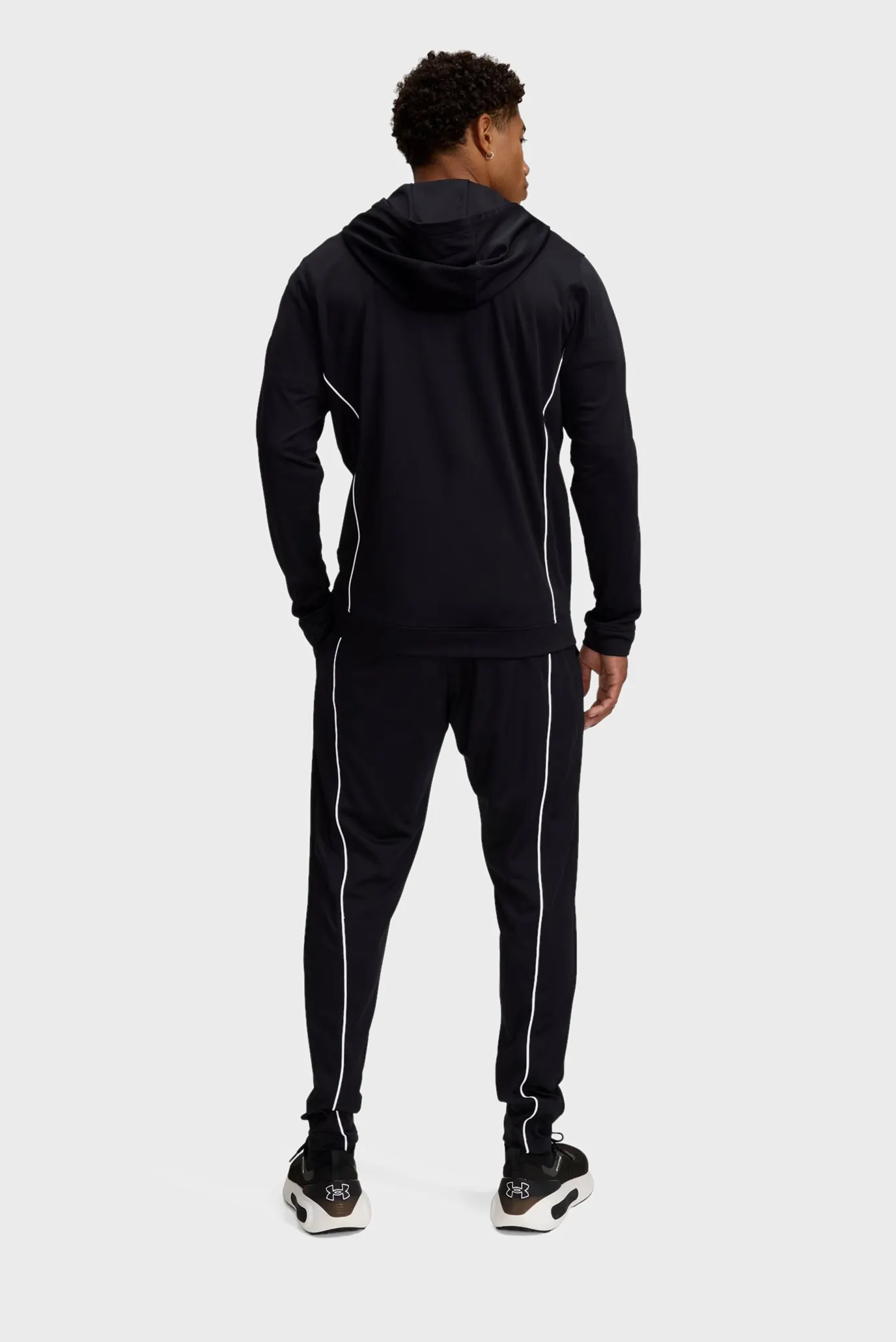 Костюм спортивный UA EMEA Tracksuit Novelty 2