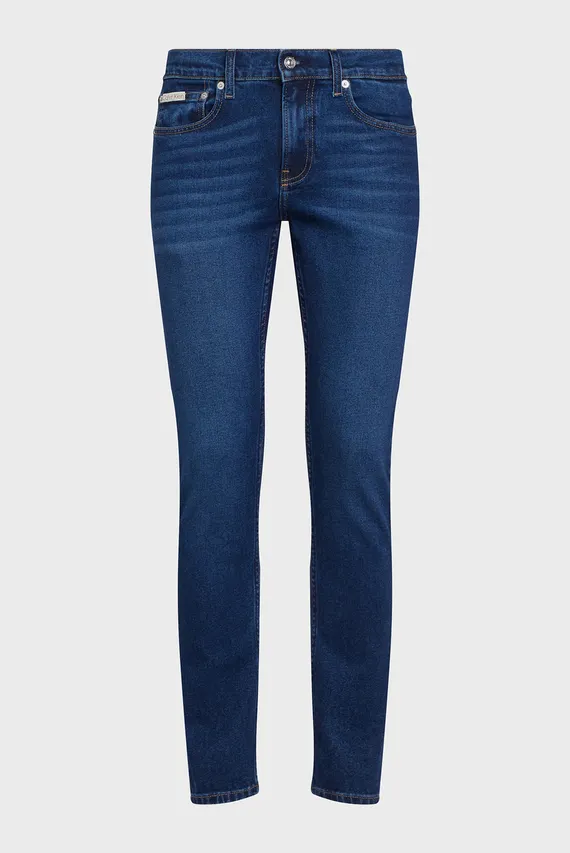 Korneliya Mango bilan porno