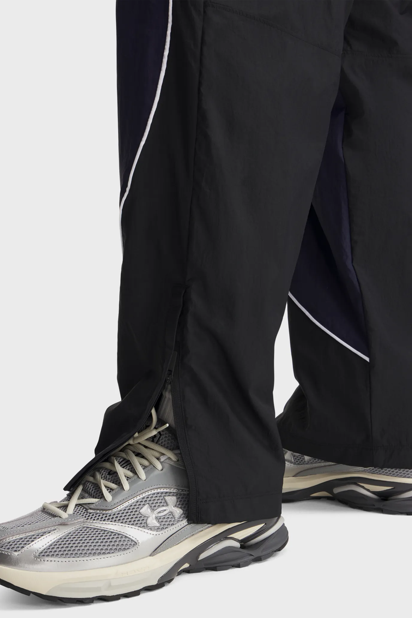 Штаны спортивные UA Best Track Pant 4