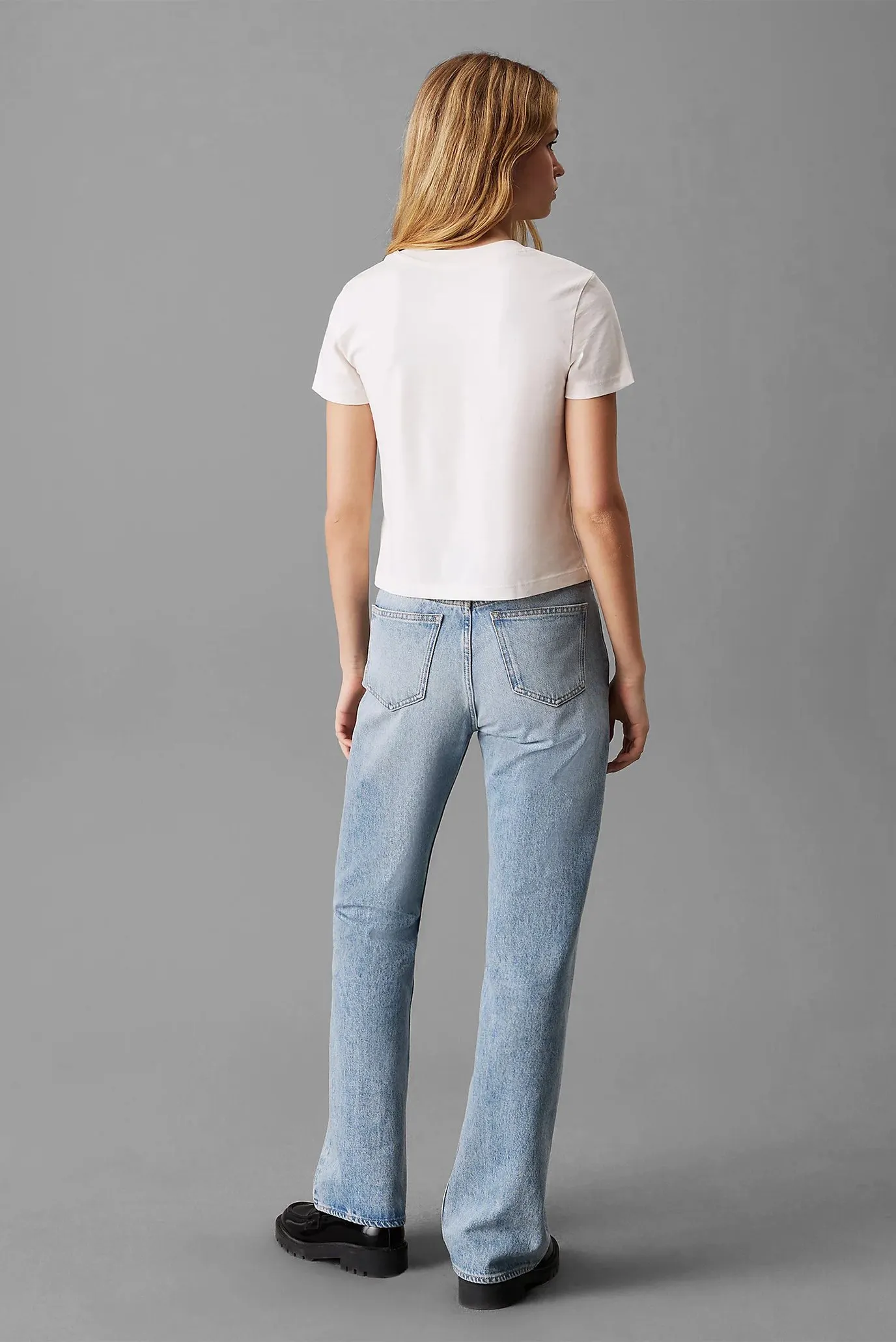 Футболка INSTITUTIONAL GRAPHIC BABY TEE 3