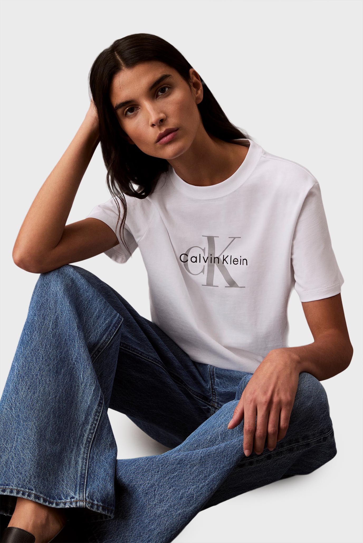 Футболка HERO SS CLASSIC MONOLOGO CN TEECalvin Klein Jeans Футболка HERO SS CLASSIC MONOLOGO CN TEE 5