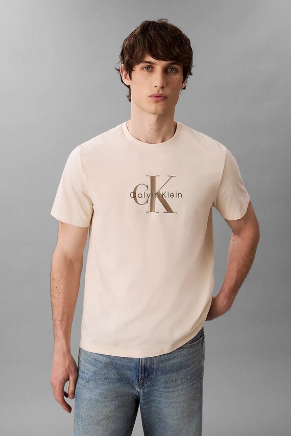 Футболка/SS Hero Monologo Tee 20s Calvin Klein Jeans Футболка/SS Hero Monologo Tee 20s Calvin Klein Jeans