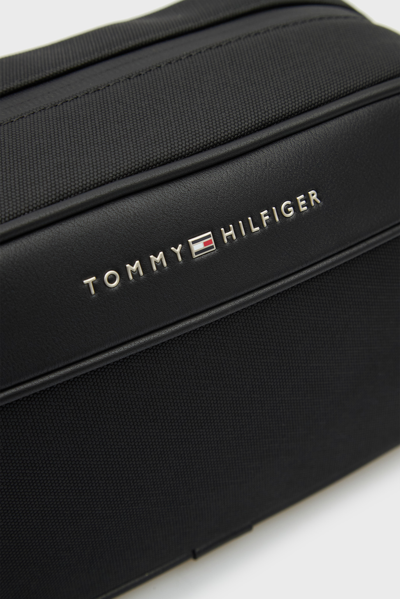 Косметичка TH FOUNDATION WASHBAGTommy Hilfiger Косметичка TH FOUNDATION WASHBAG 2