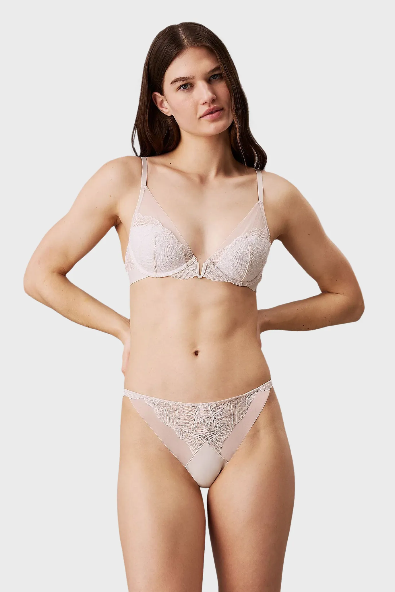 Бюстгальтер LIGHTLY LINED PLUNGE 2