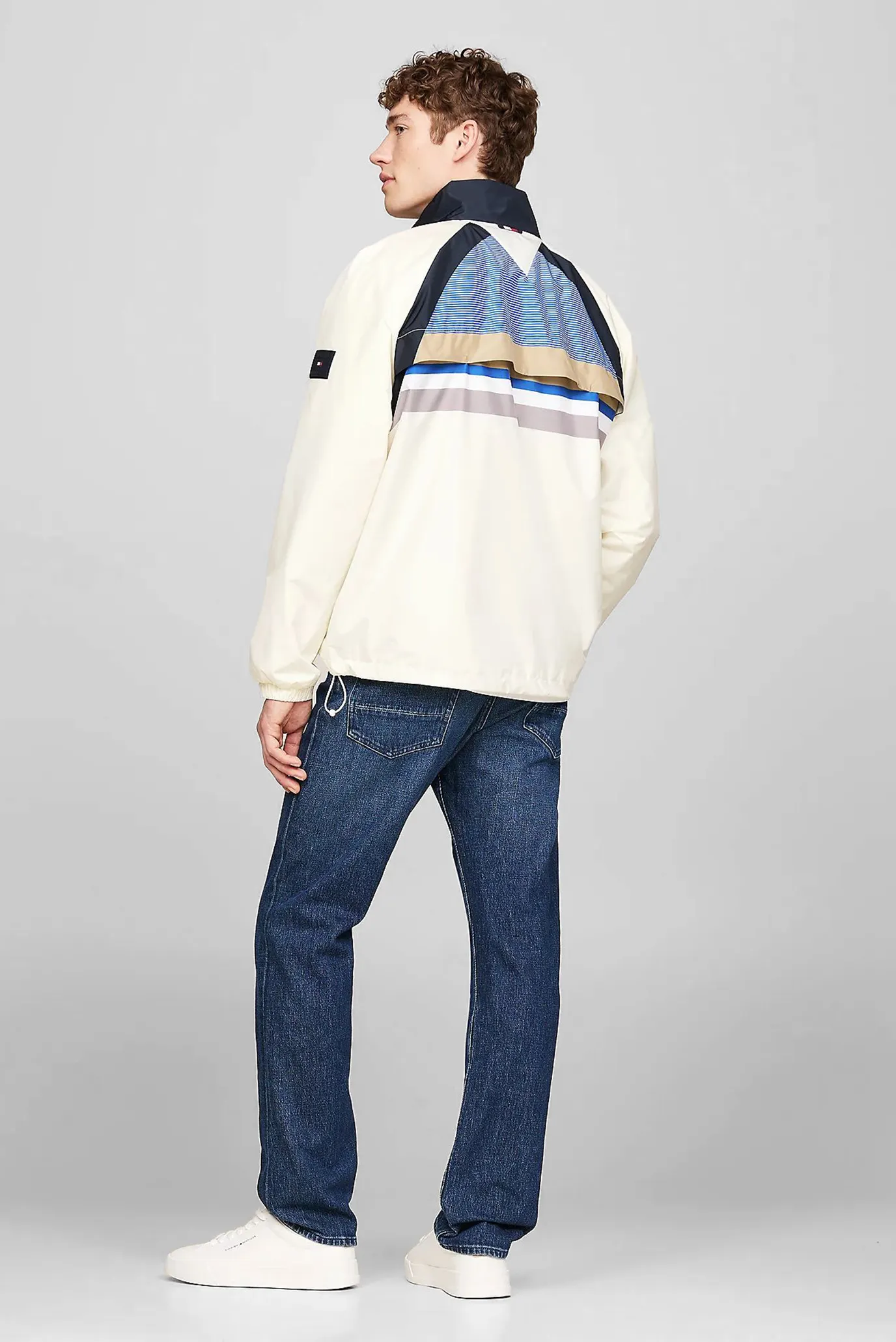 Yengil kurtka TRACK JACKET 2