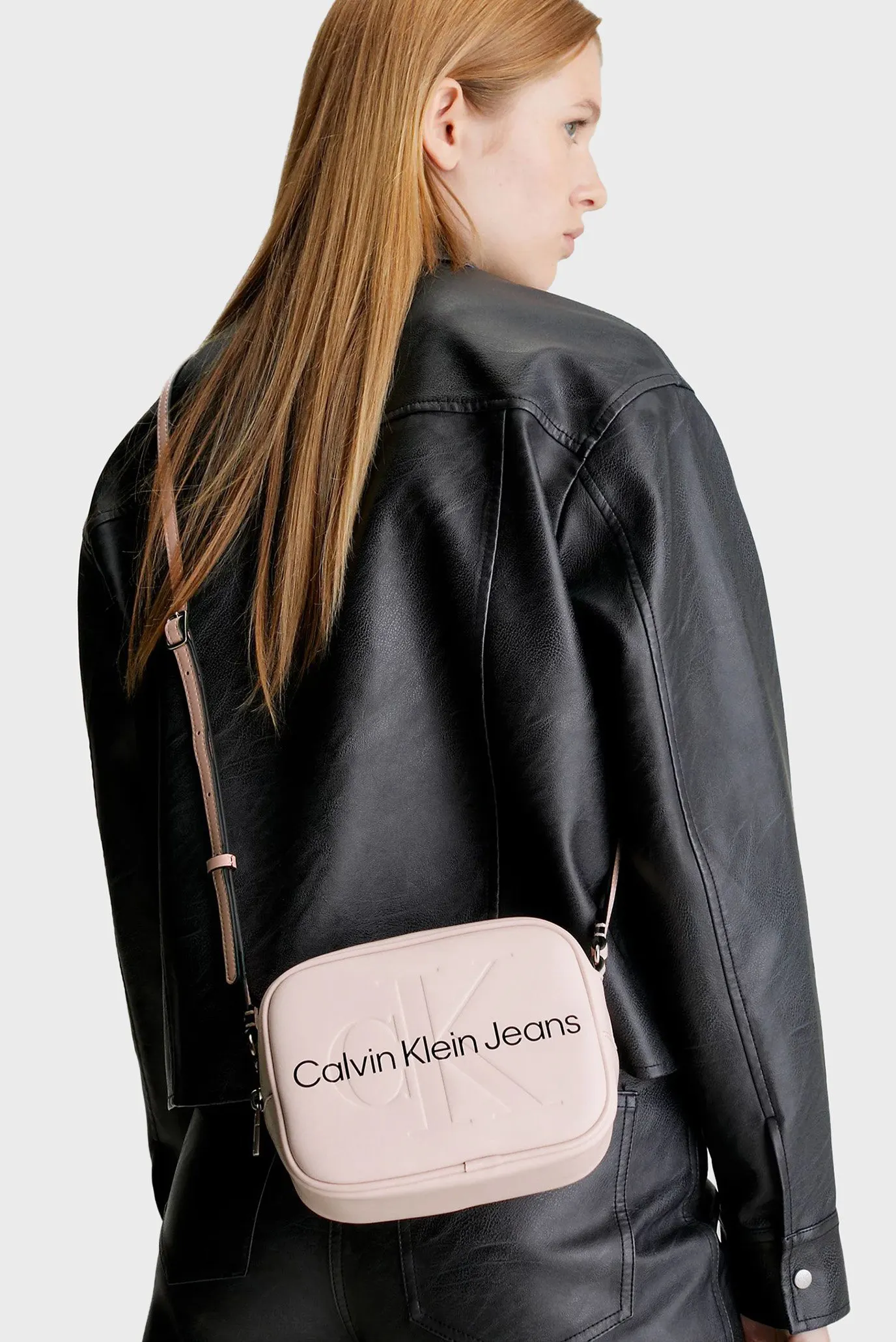 Сумка SCULPTED CAMERA BAG18 MONO 7