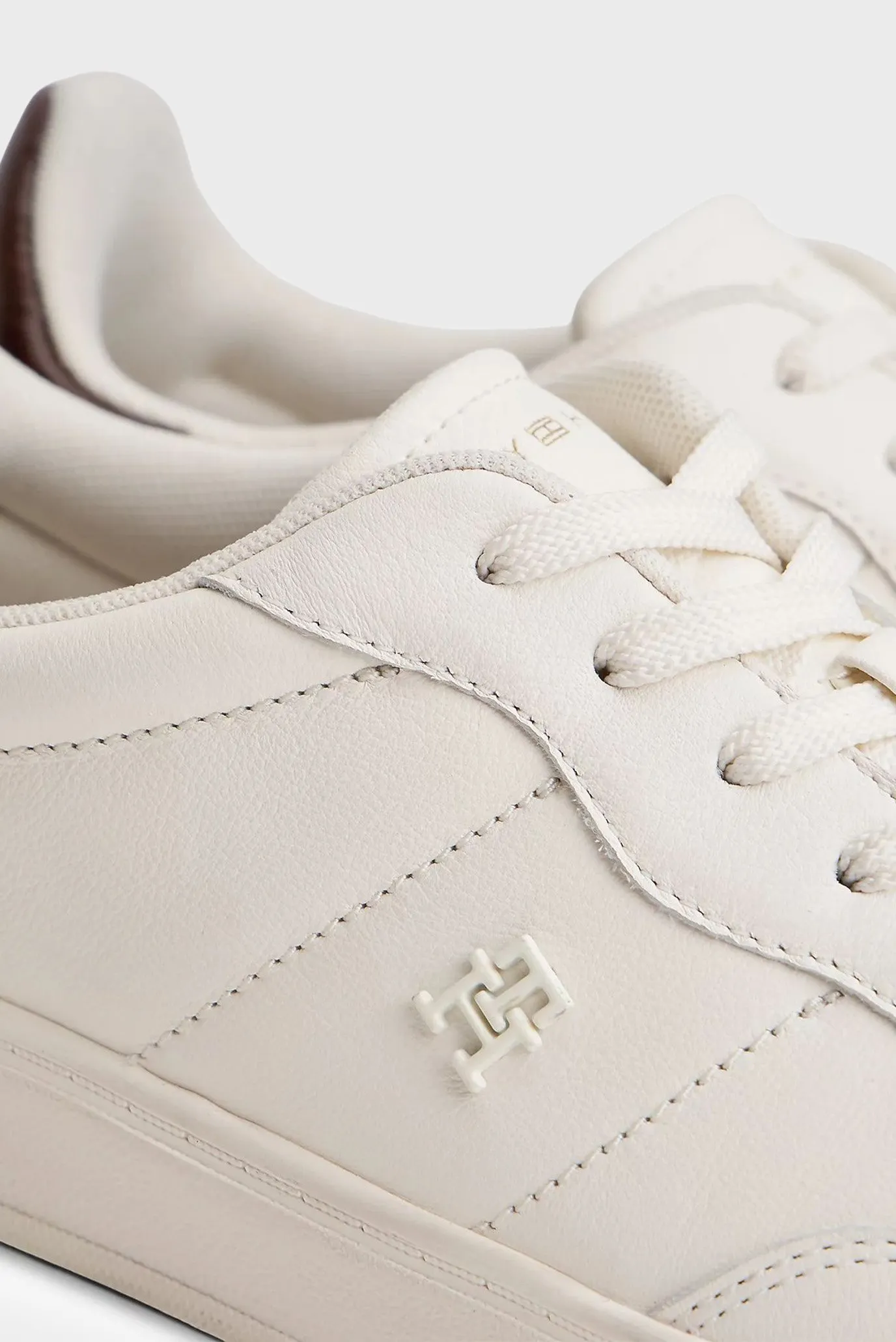 Krossovka TH HERITAGE SNEAKER SHINY 2