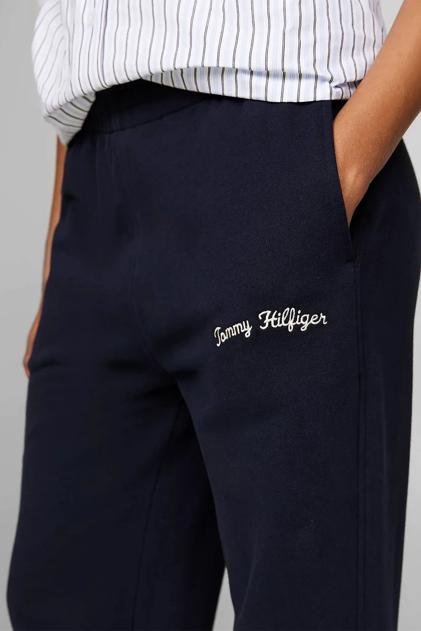 Штаны спортивные REG SCRIPT SWEATPANTS 4
