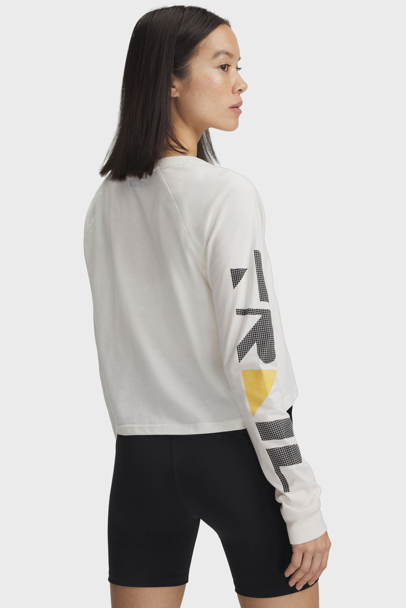 Uzun yengli futbolka UA Trail Run Graphic LS 2