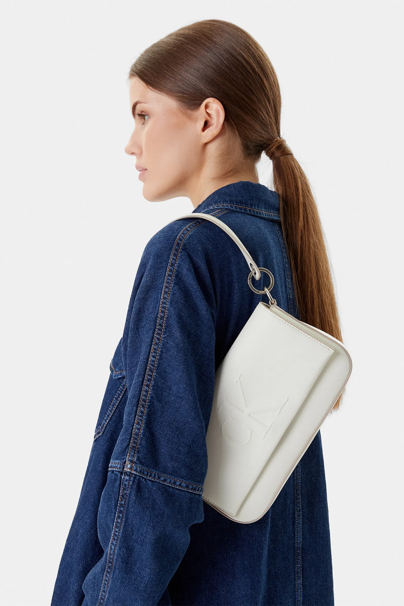 Сумка SCULPTED FLAP SHOULDER POUCH 2