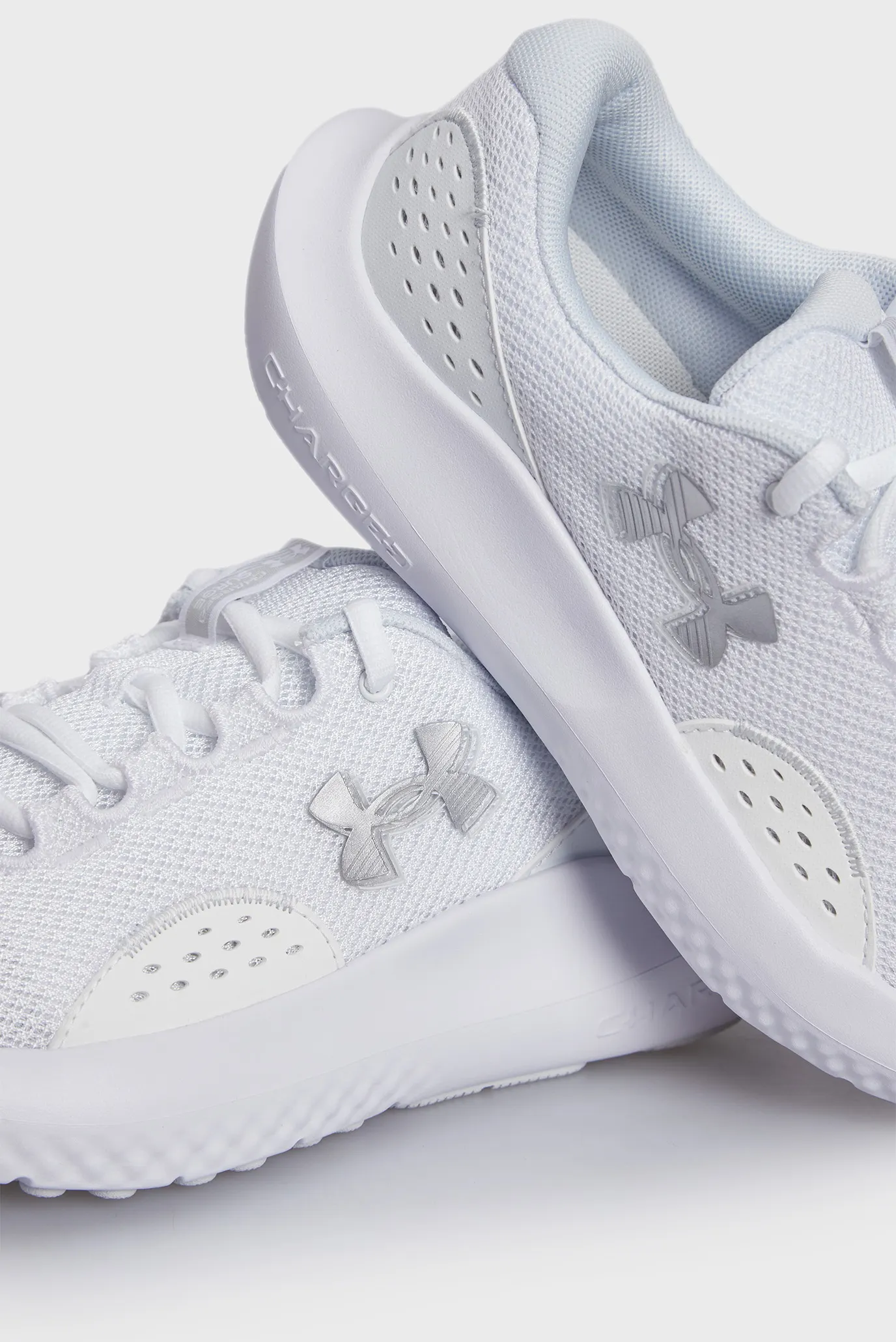 Кроссовки UA W Charged Surge 4 2