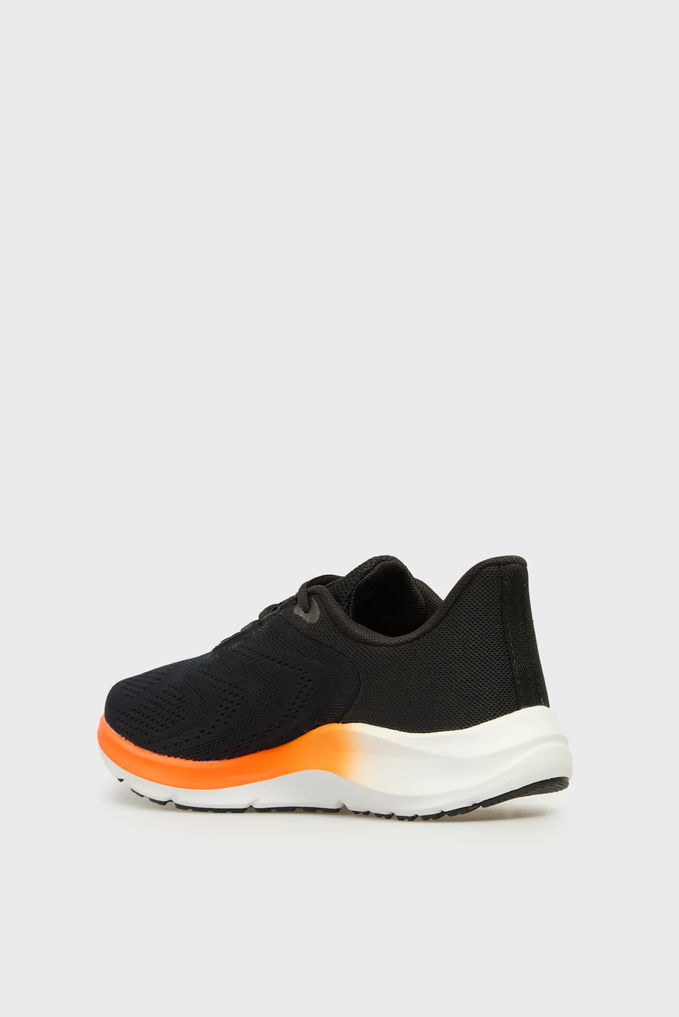 Krossovka UA Charged Pursuit 4 BL 5