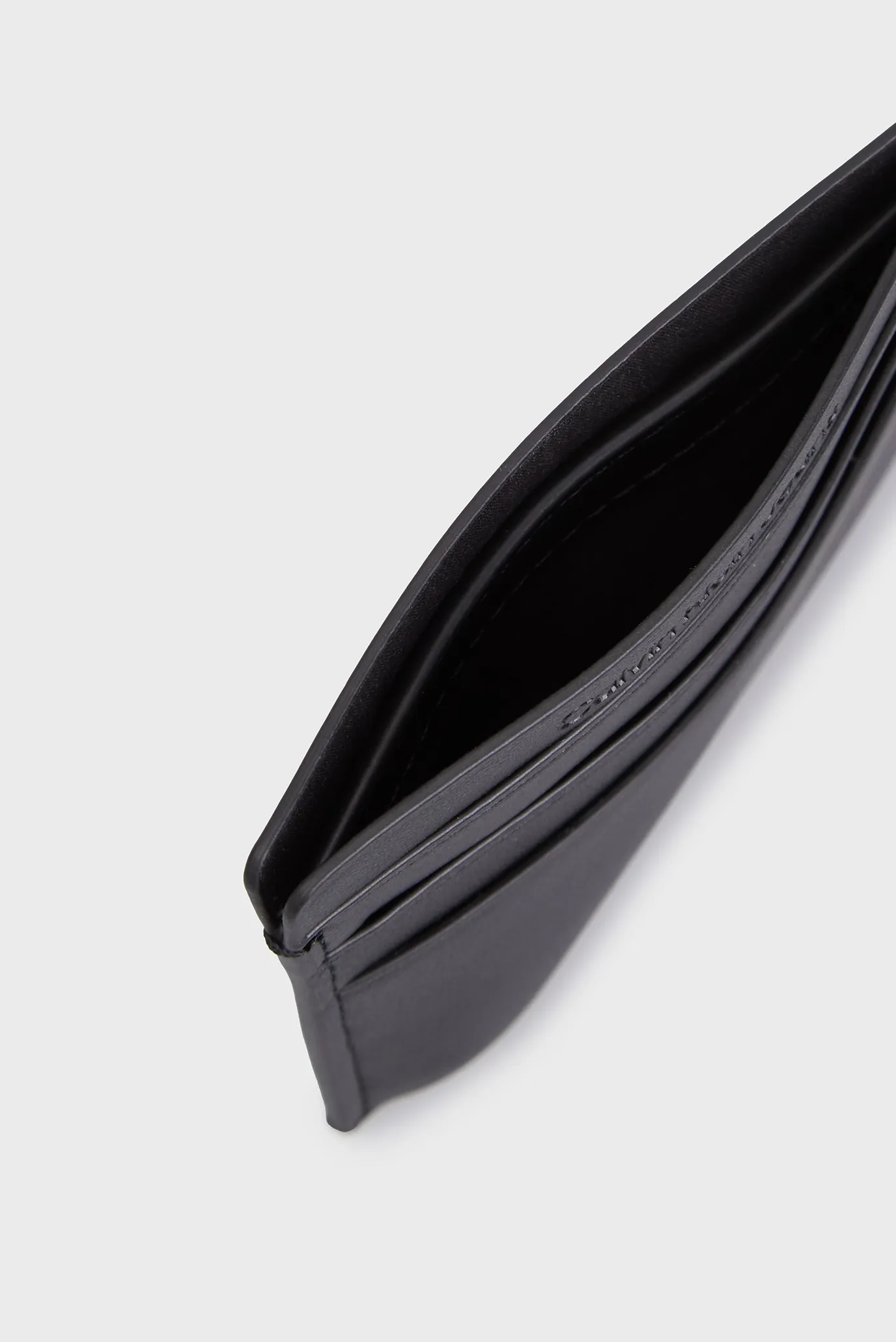 Karta saqlagich SCULPTED CARDCASE 6CC DEBOSS 4