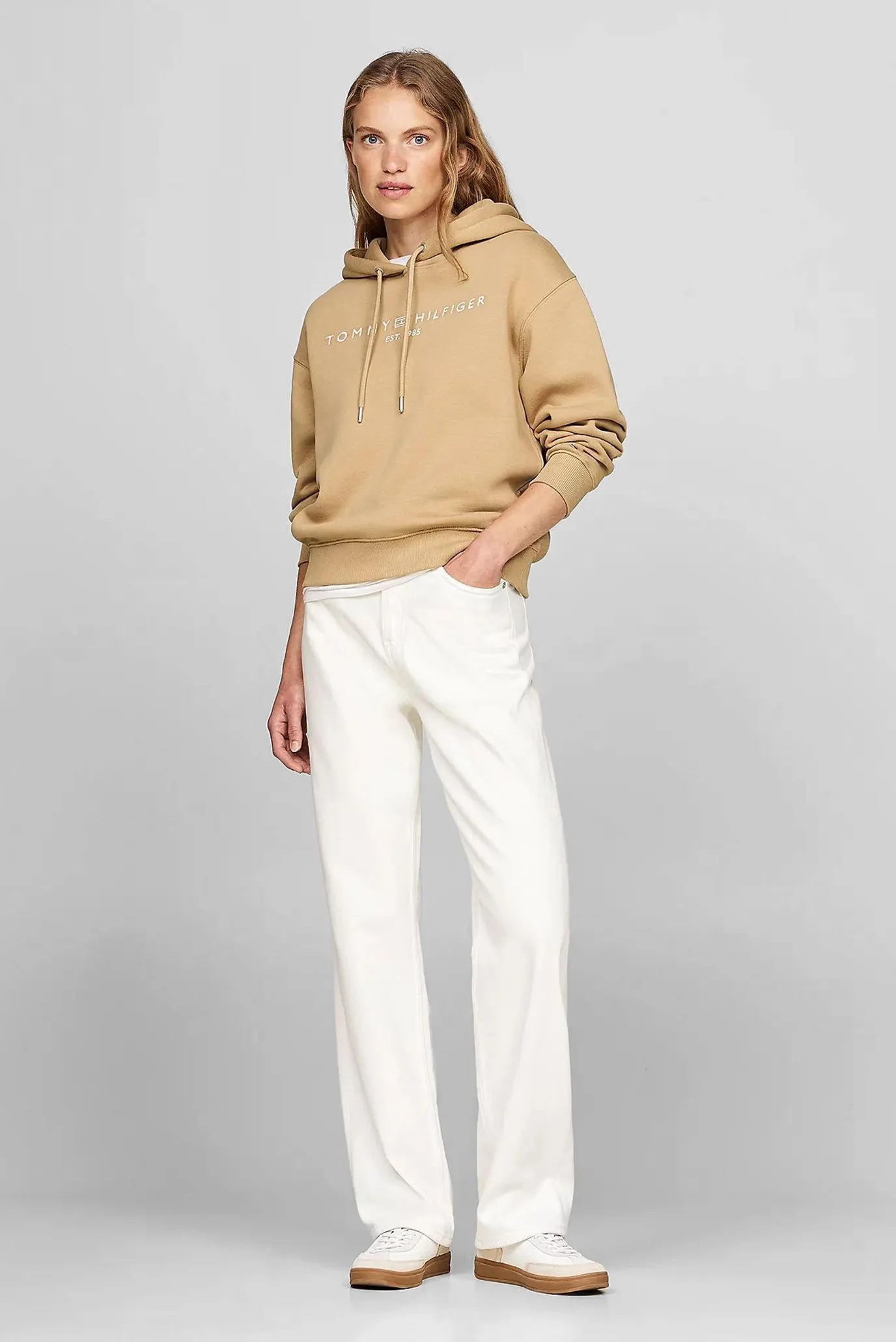 Hudi MDRN REG CORP LOGO HOODIE 2