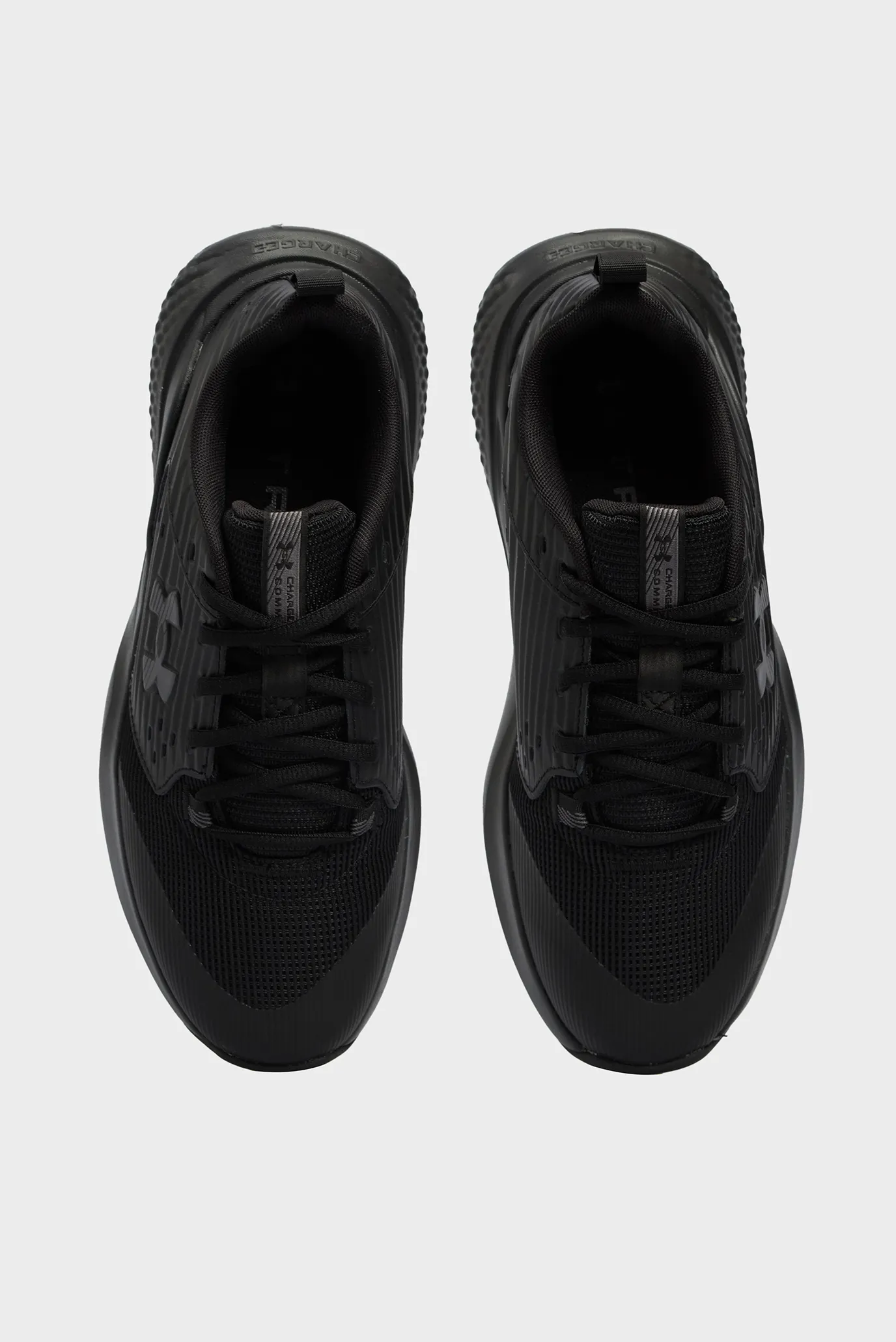 Krossovka UA Charged Commit TR 4 4