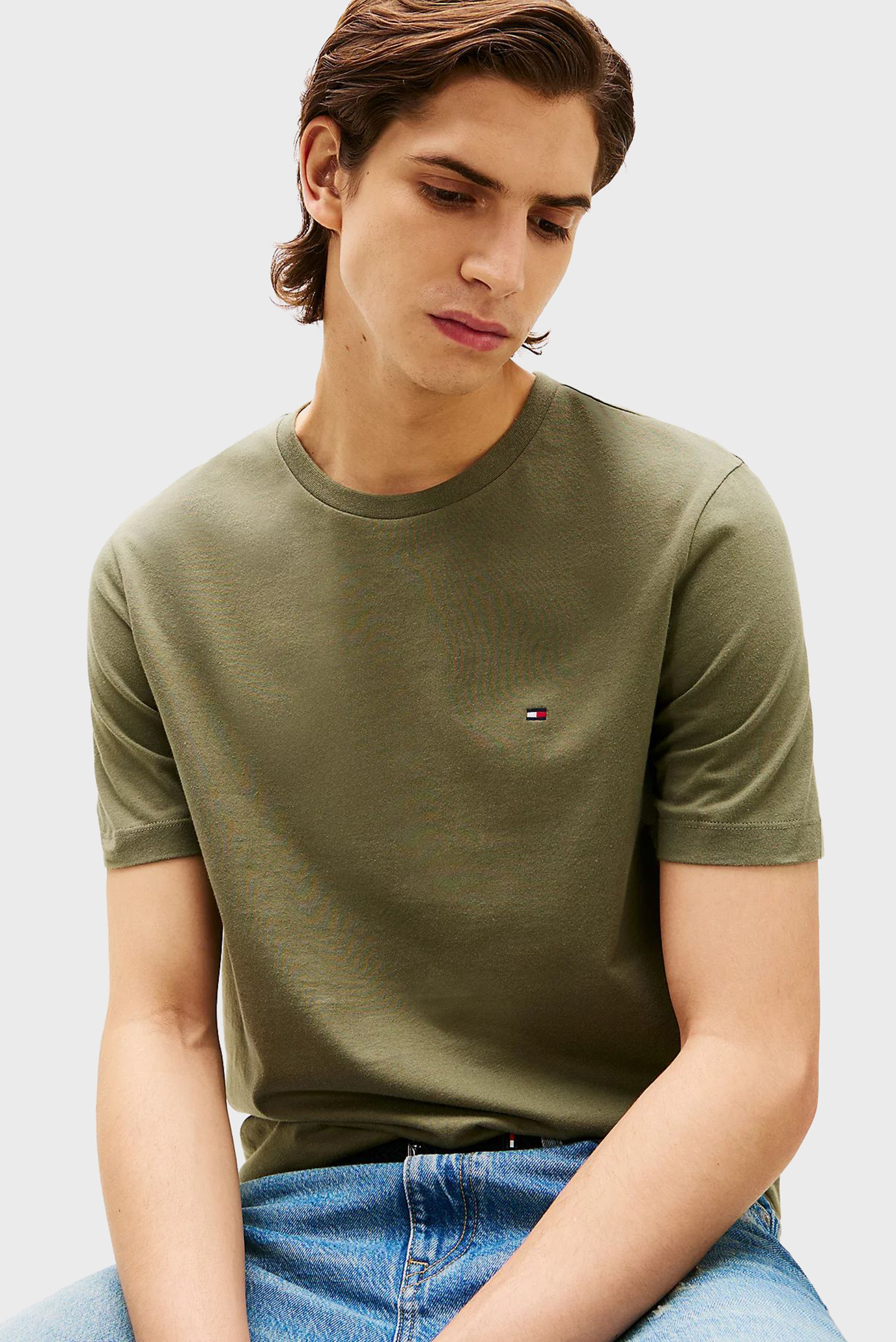 Футболка ESS SEASONAL REG FIT SOLID TEE 4