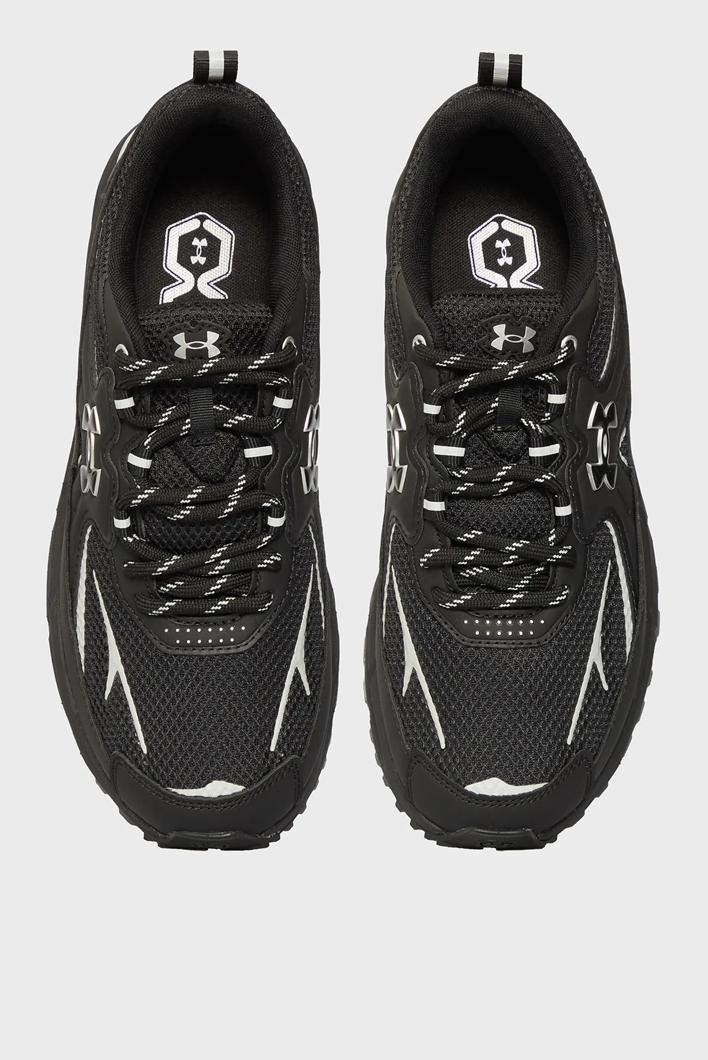 Krossovka UA Apparition Tech 4