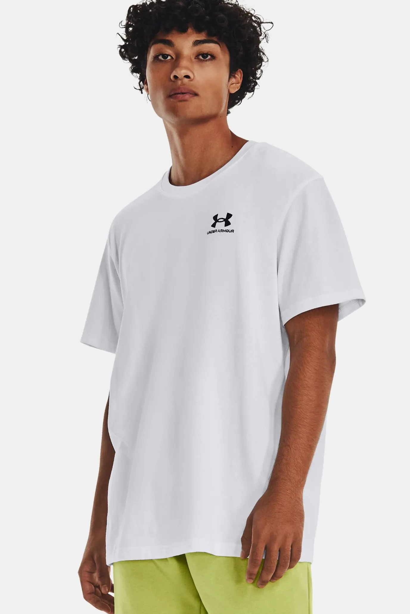 Futbolka UA M LOGO EMB HEAVYWEIGHT SS 1