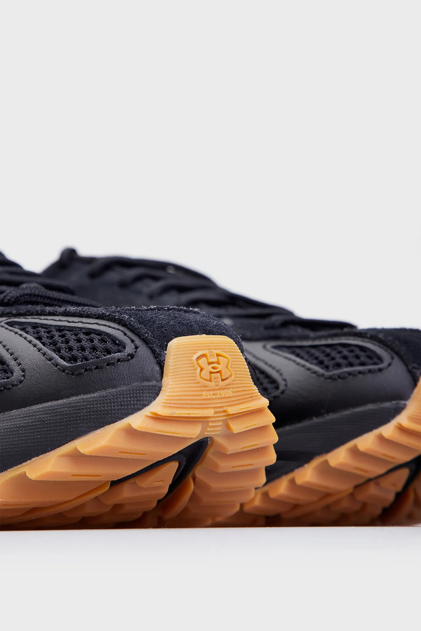 Krossovka UA HOVR Apparition TSM 2