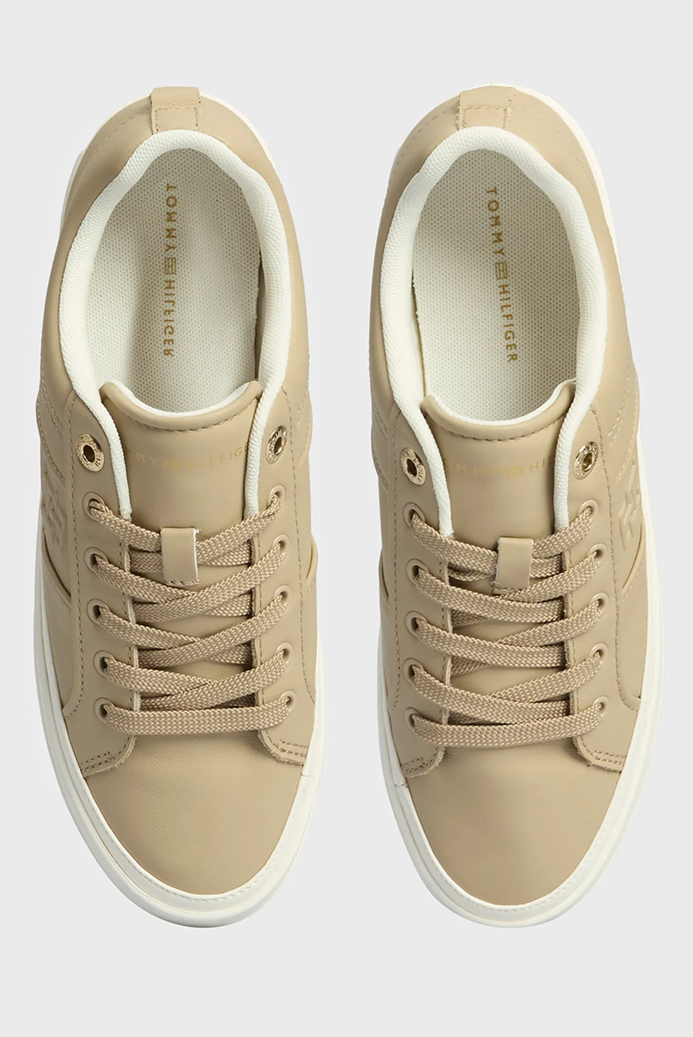 Krossovka ESSENTIAL VULC SNEAKER MONOGRAM 4