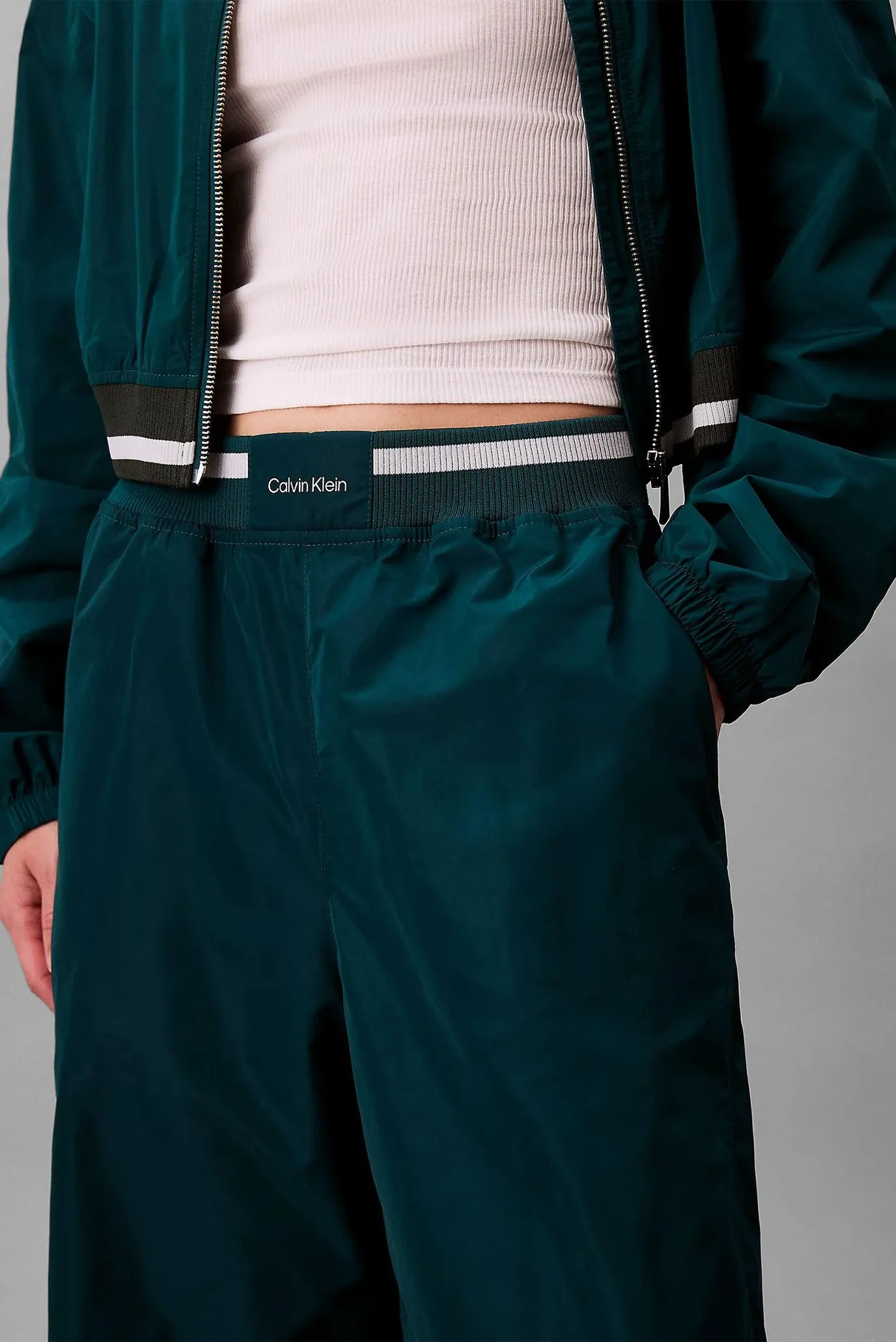 Штаны TAFFETA LOGO WB TRACK PANT 4