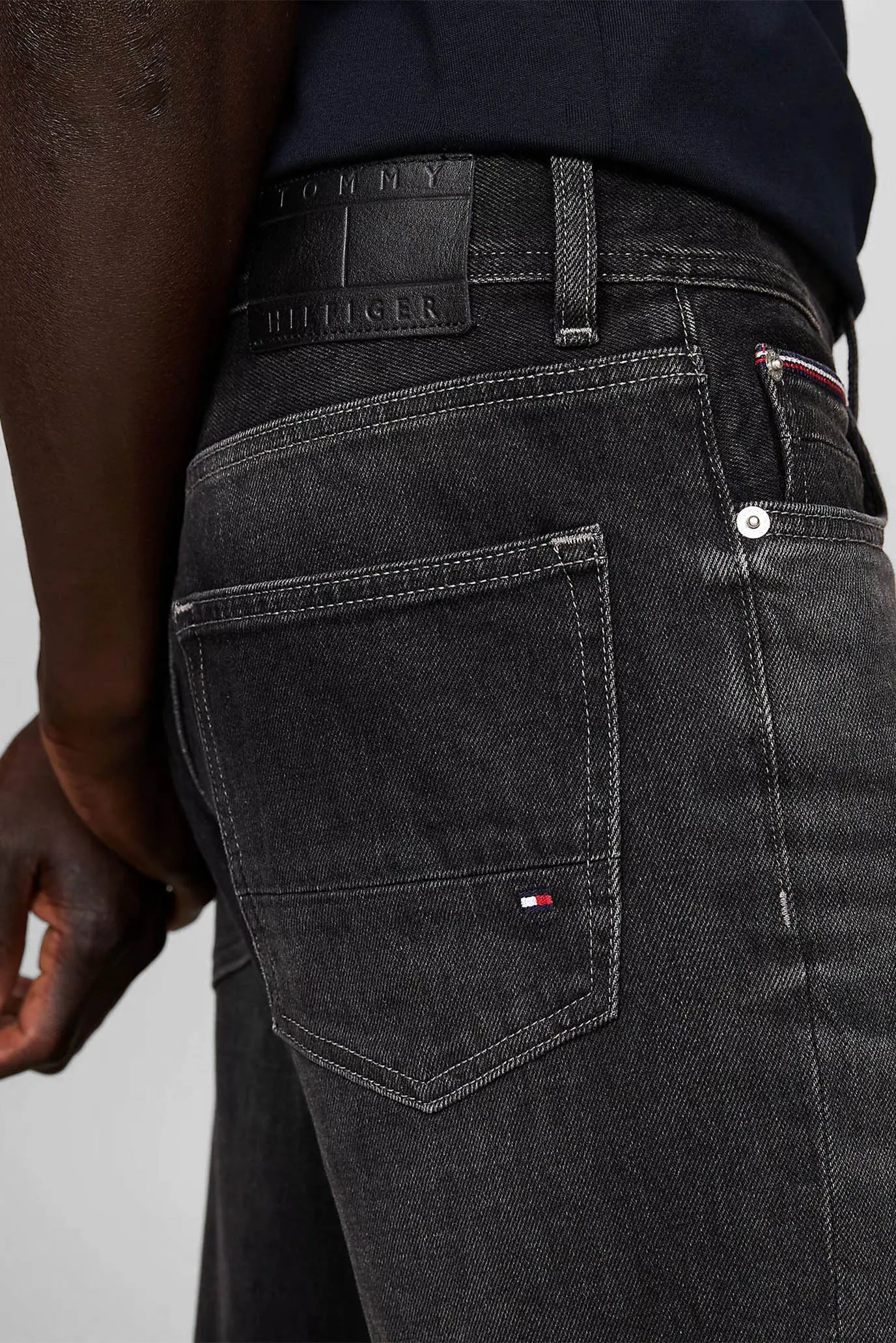 Jins shim REGULAR MERCER STR TUNDRA BLK 4