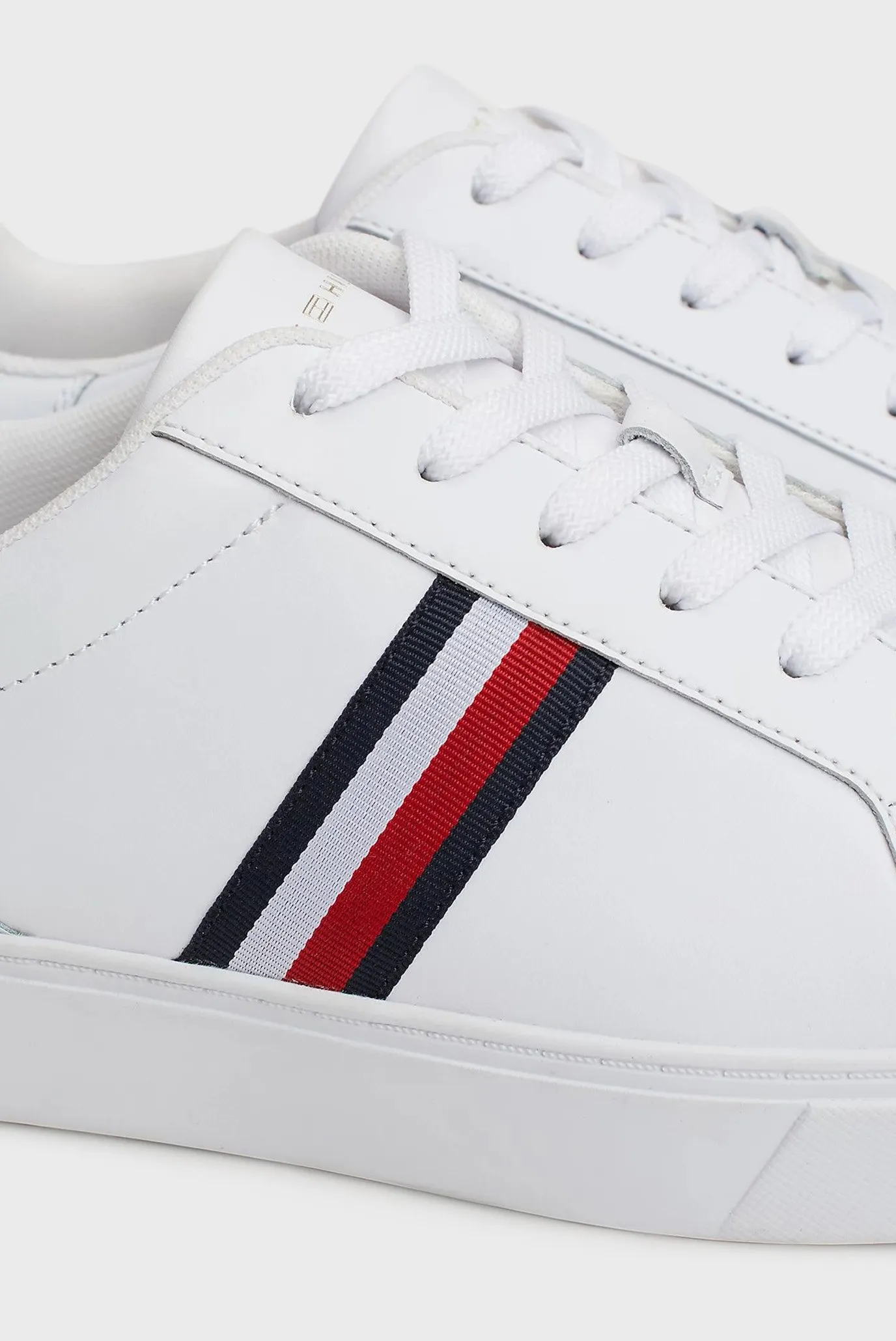 Krossovka ESSENTIAL COURT SNEAKER STRIPES 2