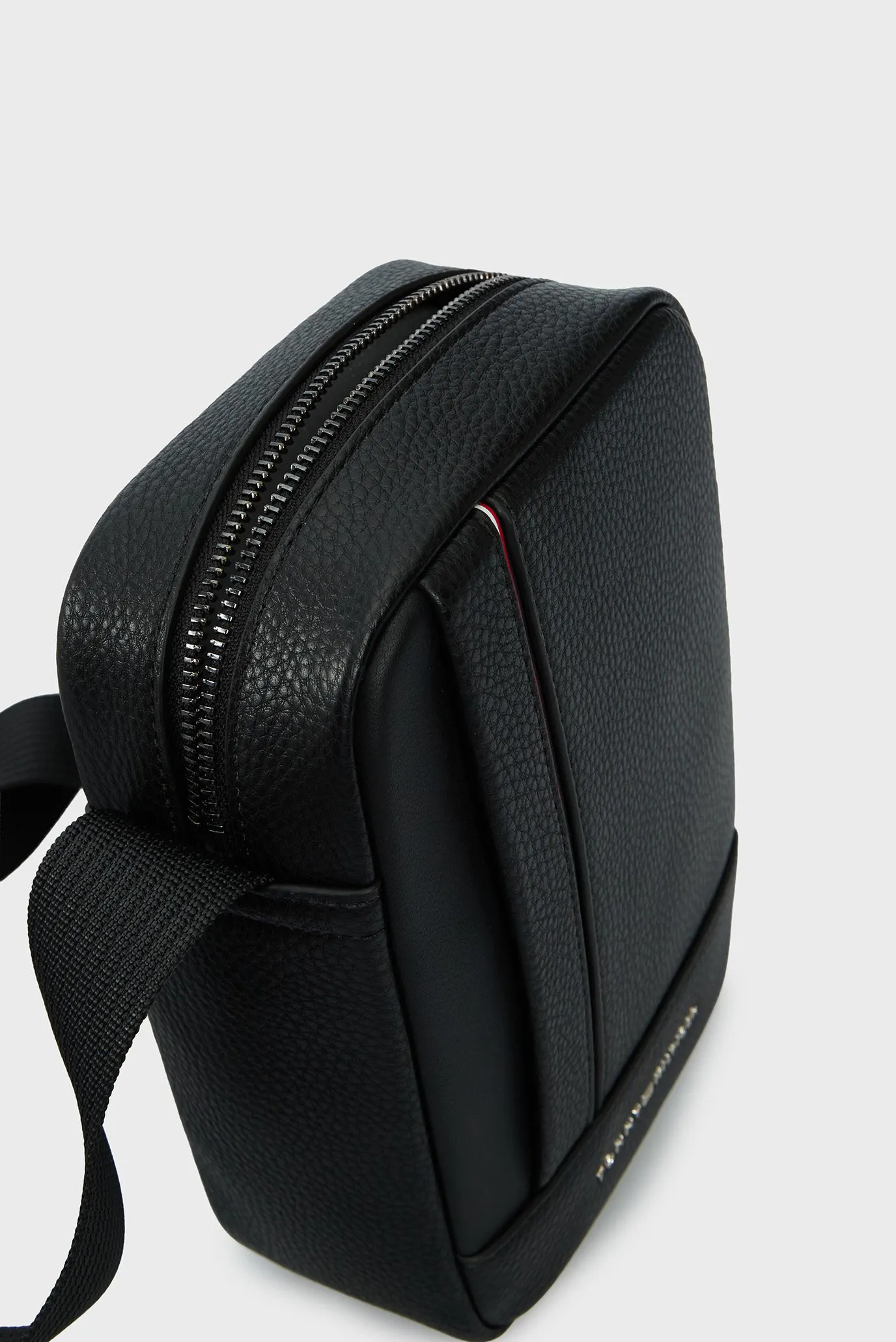 Сумка TH CENTRAL MINI REPORTER 5