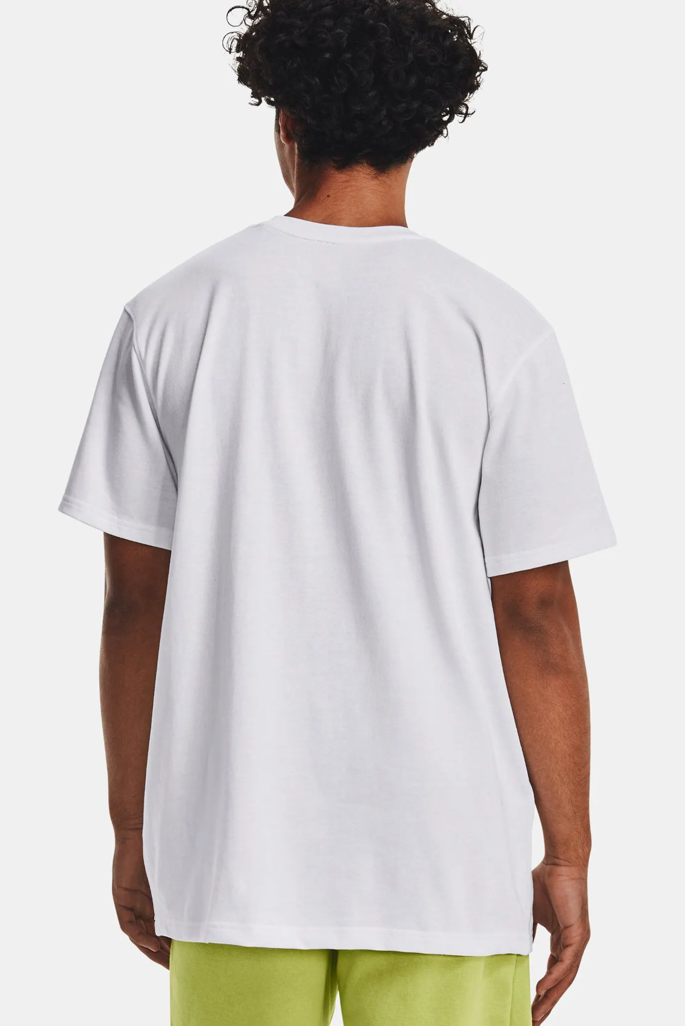 Futbolka UA M LOGO EMB HEAVYWEIGHT SS 3