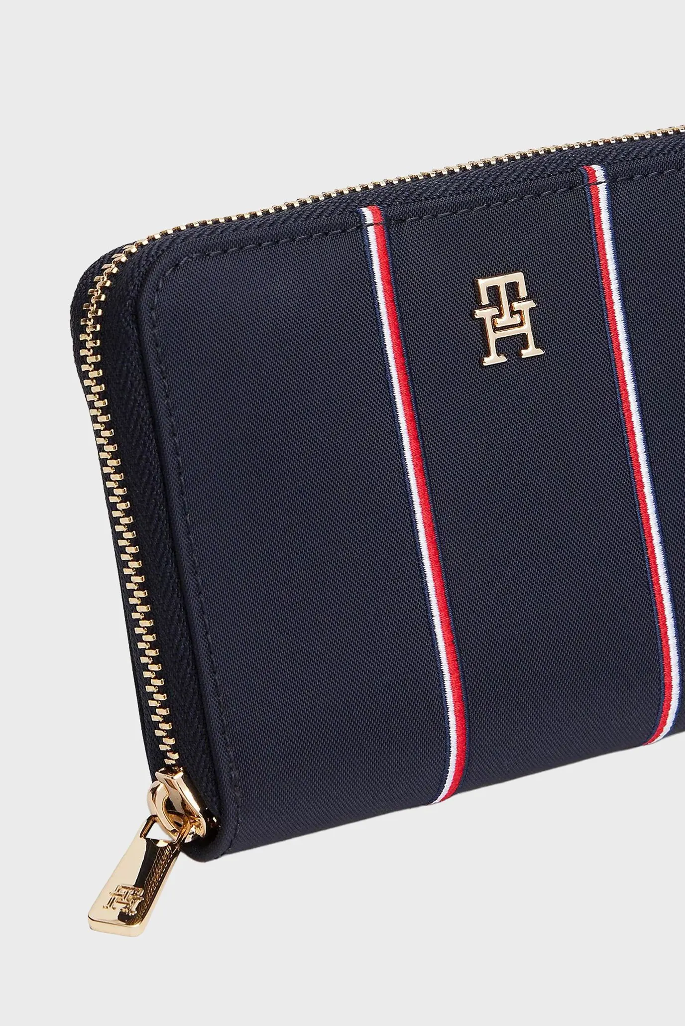 Кошелек TH ICON MED ZA NYLON CORP 3