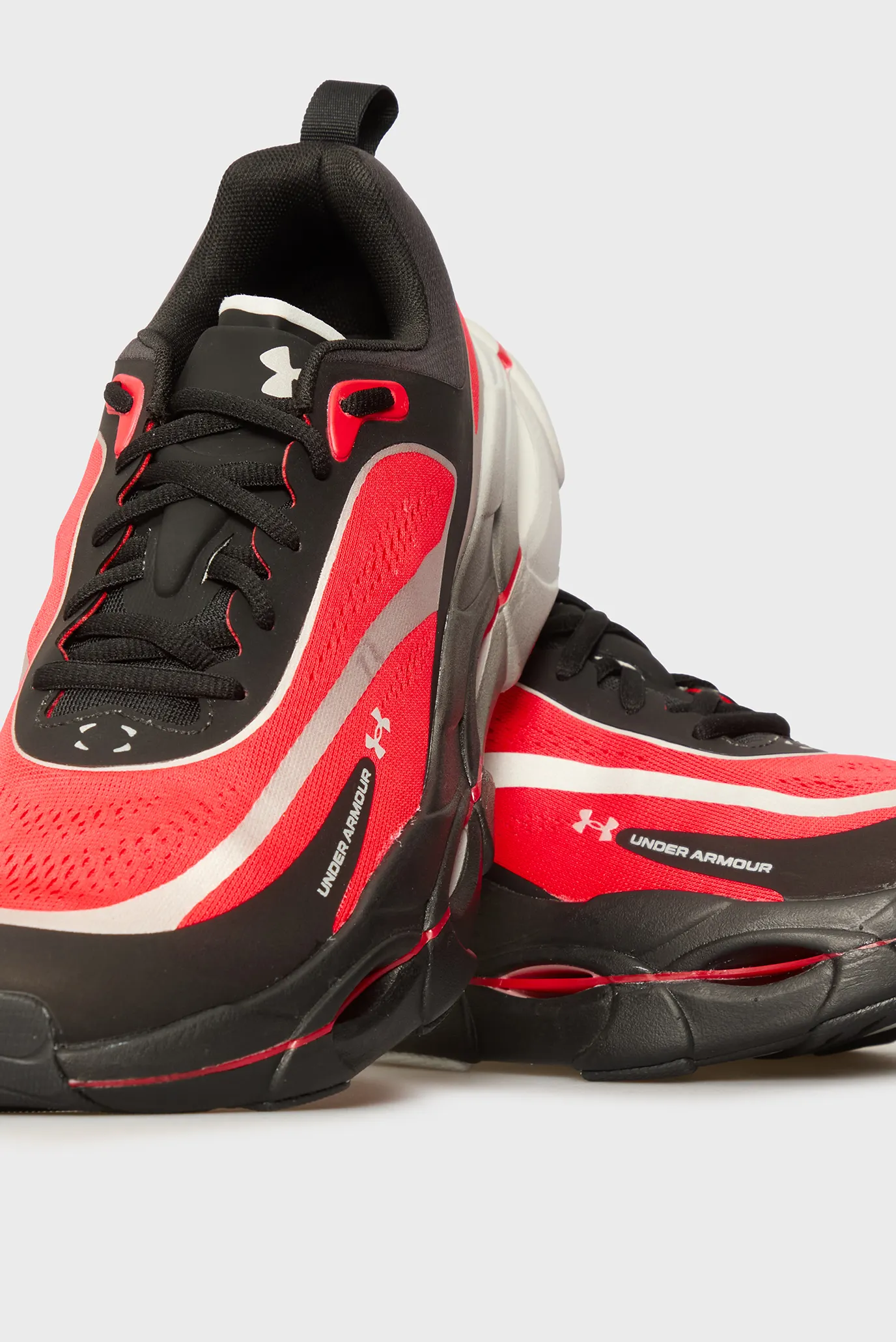 Krossovka UA Halo Racer 2