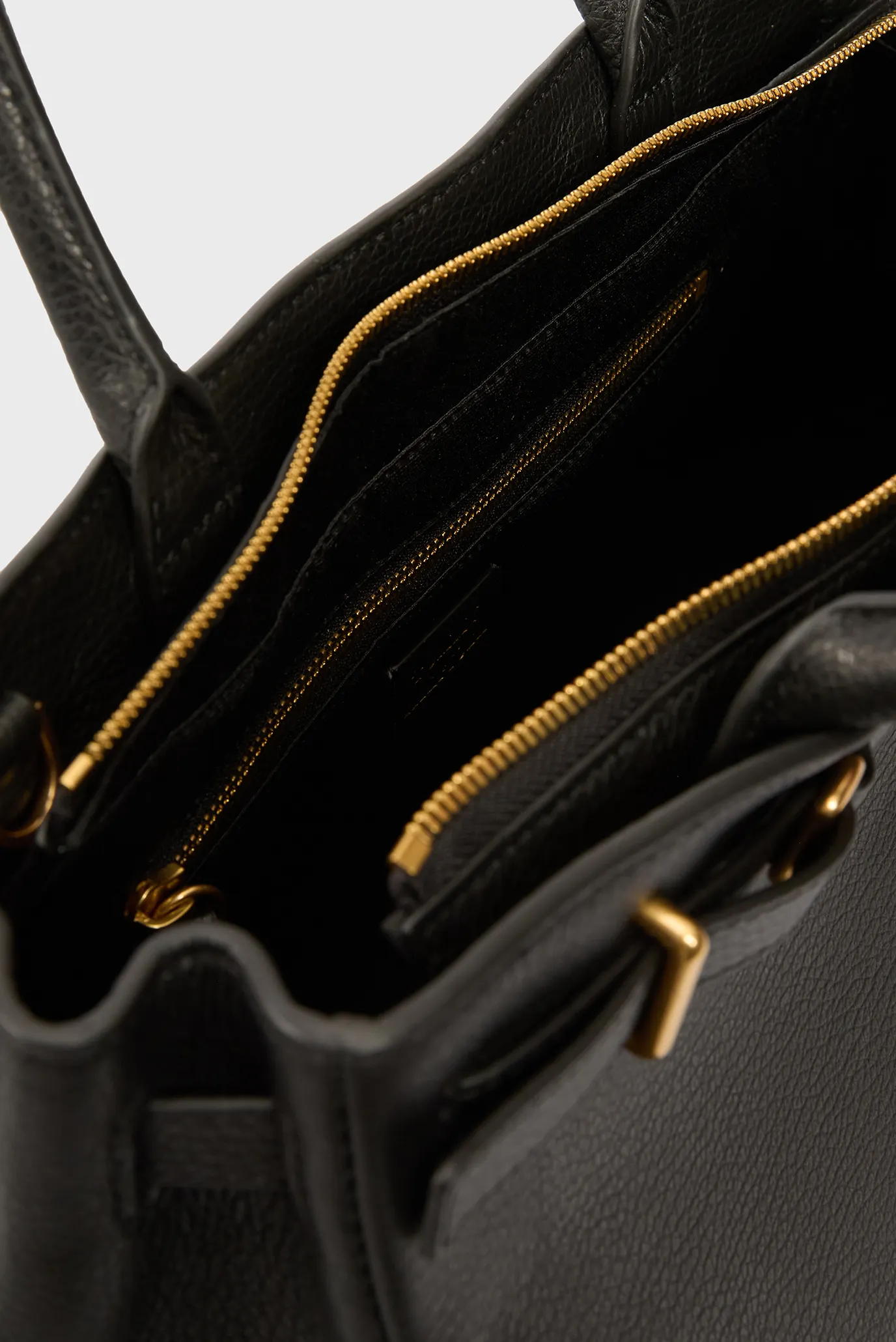 Сумка AMERICAN ICON TOTE LEATHER 5