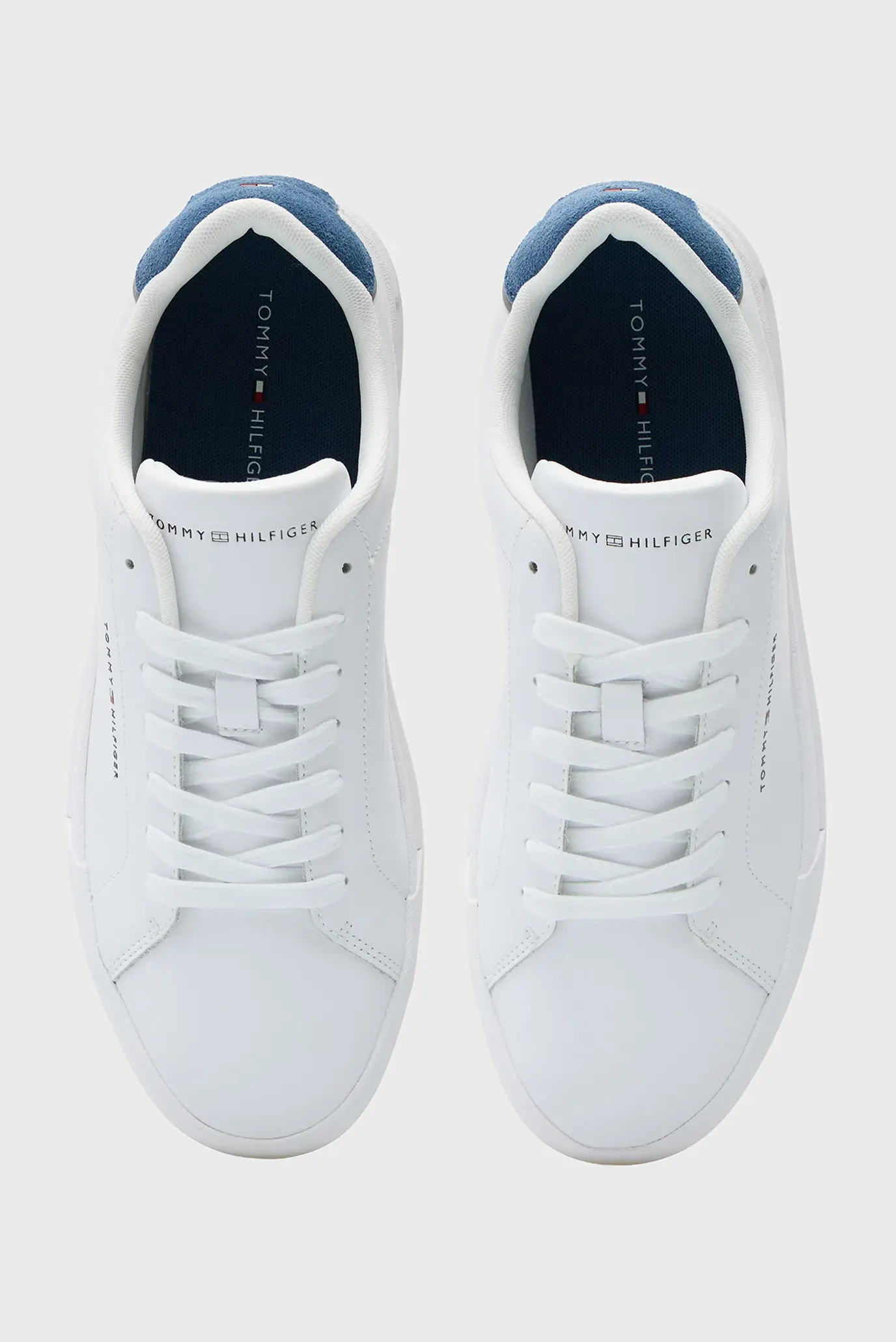 Krossovka/TH COURT LTH DETAIL ESS 4