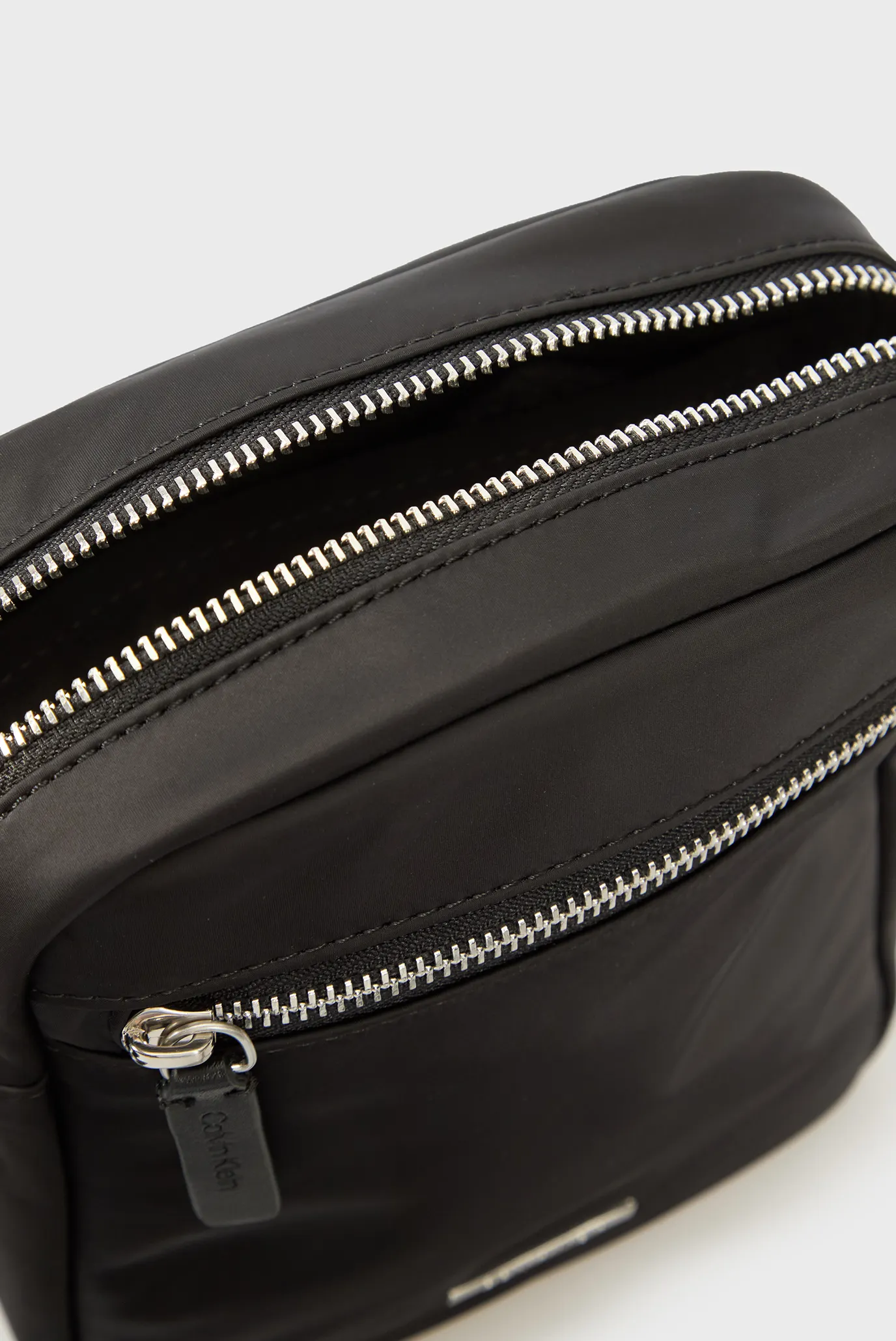 Sumka SLEEK NYLON REPORTER 2