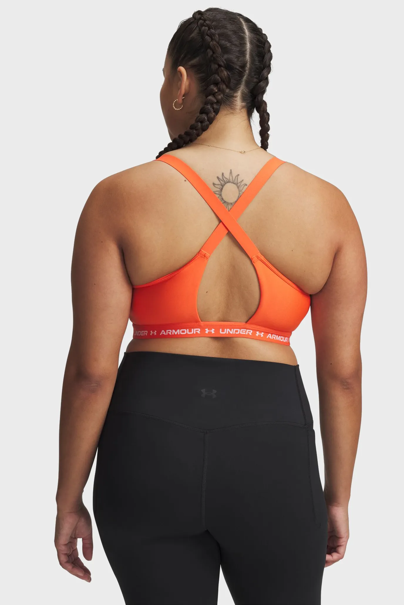 Top UA Crossback Low Bra 9
